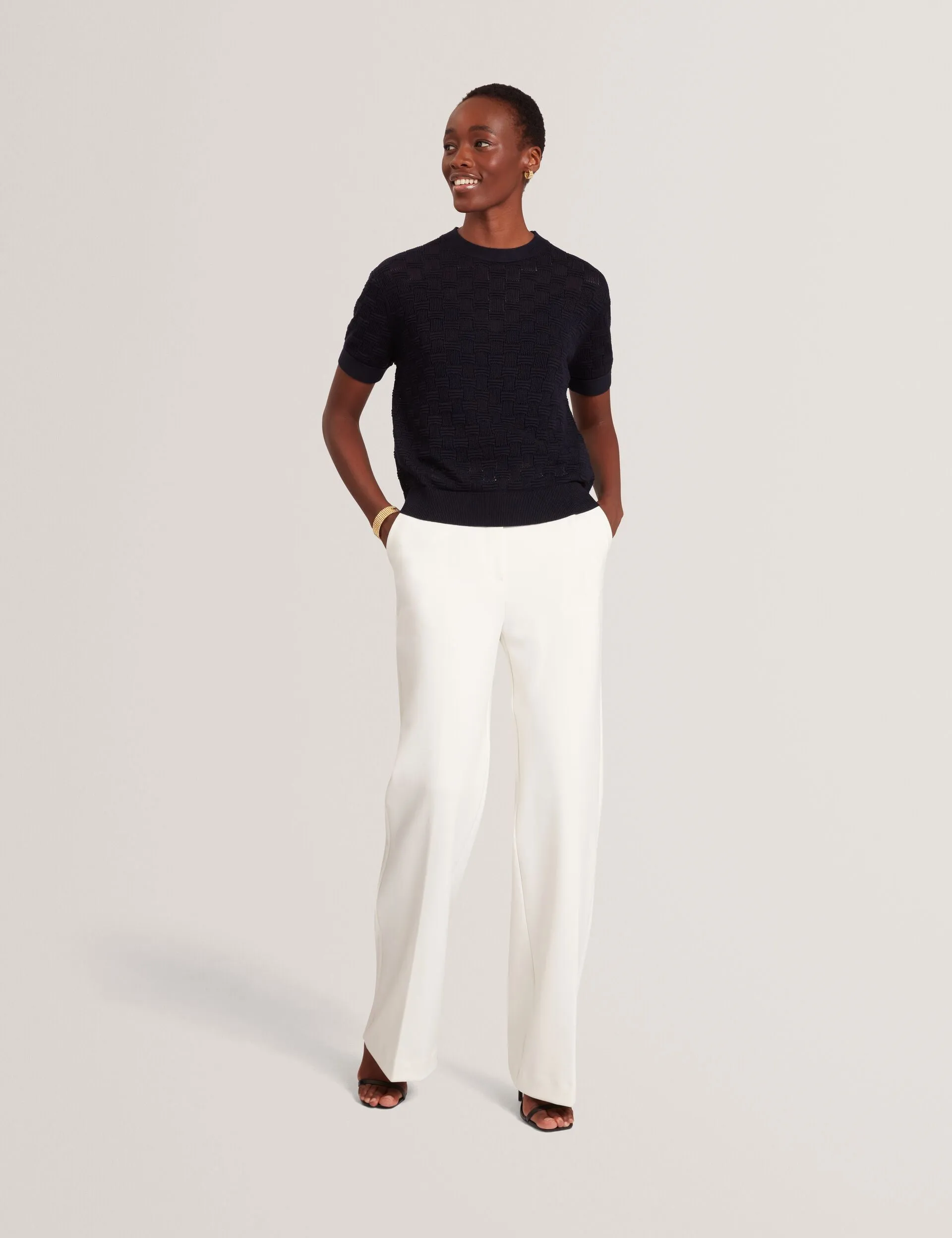 EMETA | NAVY Breathable Merino Wool