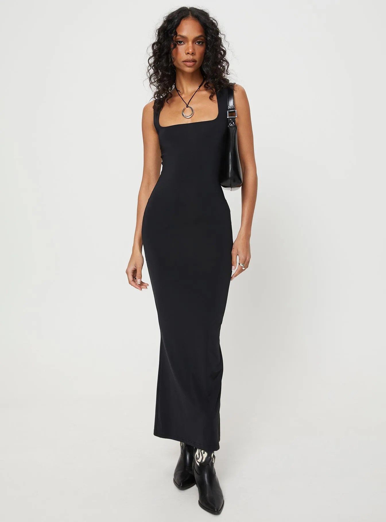 Polished Finish Trendy And Comfortable Emili Maxi Dress Black