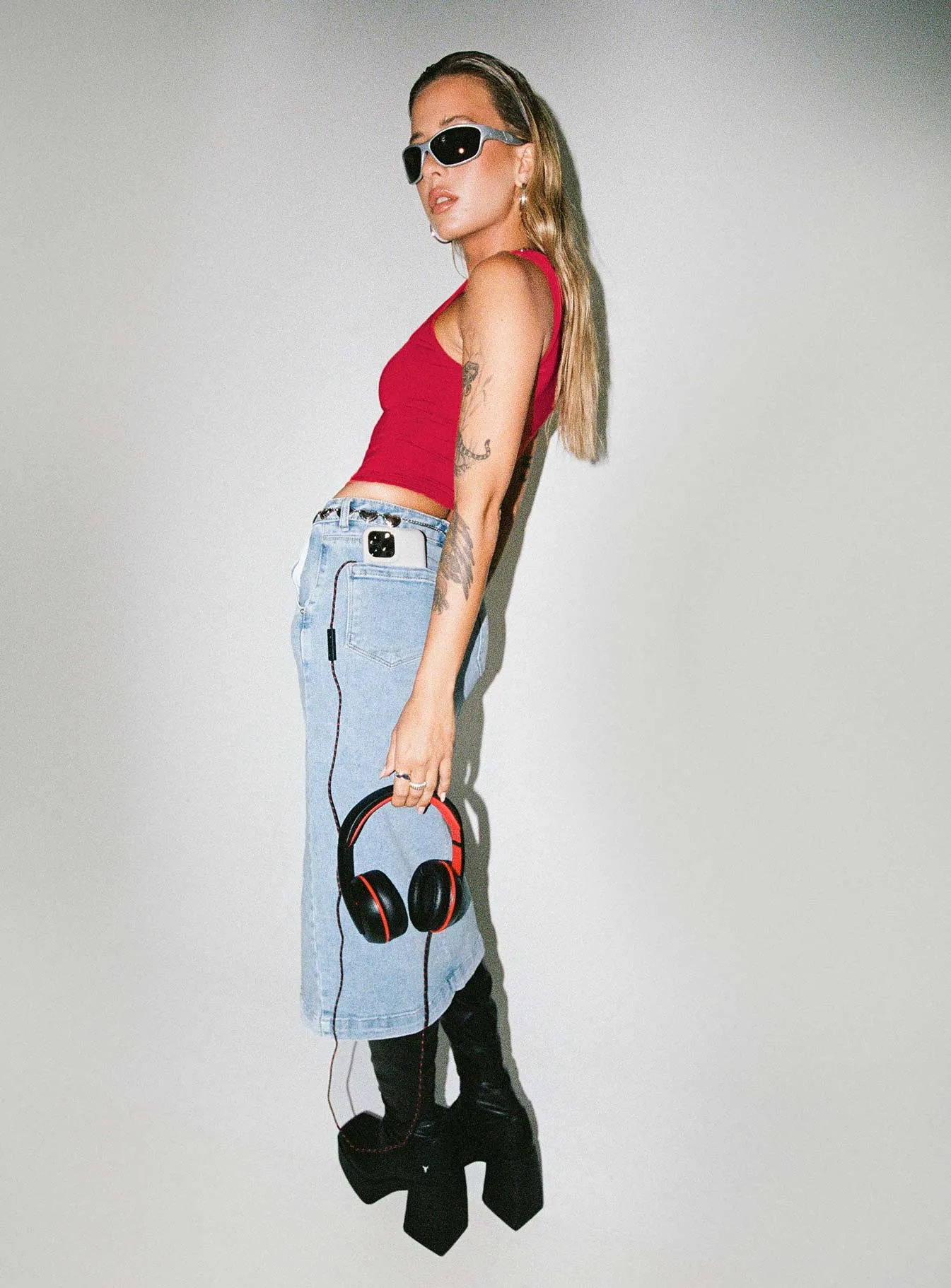 Fresh Energy Endgate Midi Skirt Mid Wash Denim