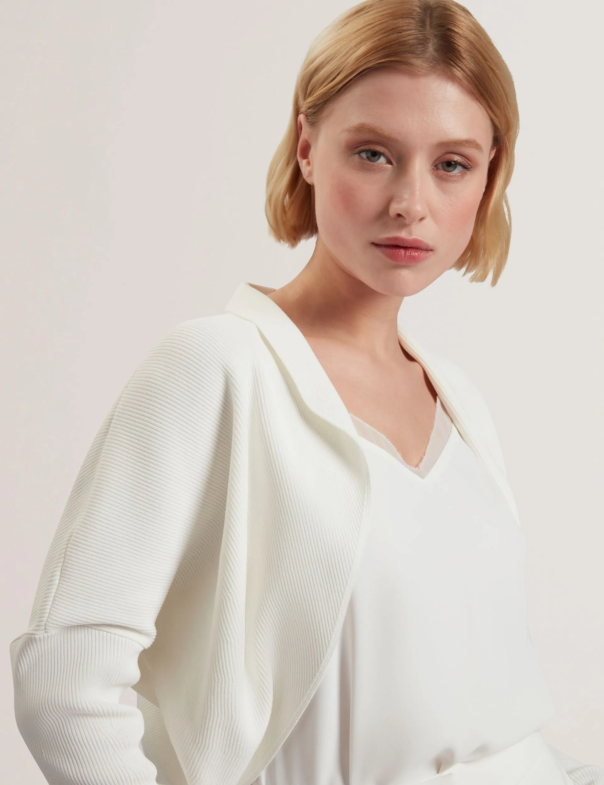 Transitional Layer ERHAN | IVORY