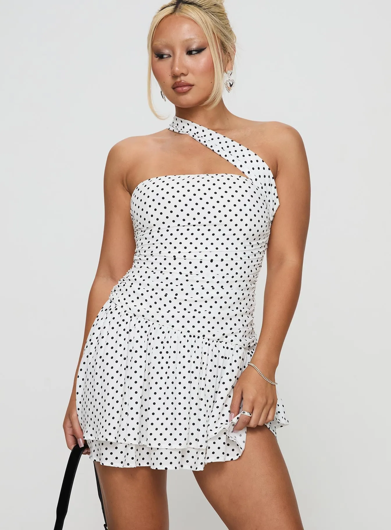 Quick-Dry Urban Motion Escapades One Shoulder Mini Dress White / Black Polka