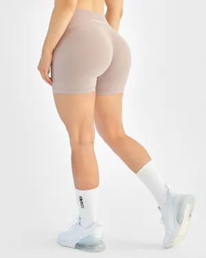 Flatlock stitching All Purpose Evolve Seamless Shorts