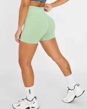 Evolve Seamless Shorts All Season Wear UV protection layer