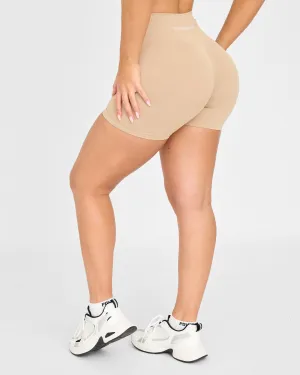 Quick Action Easy Flow Fit Evolve Seamless Shorts