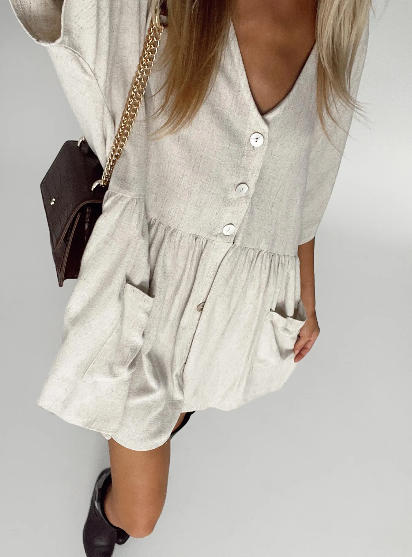 The Sandy Mini Dress Natural Lower Impact Calm Lines Subtle Mood