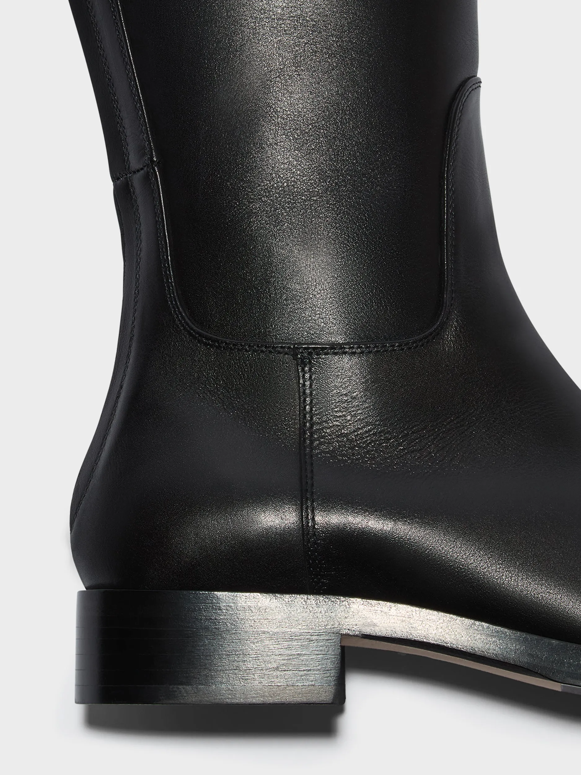 Urban Footwear Sturdy Frame Hector Knee-High Boots