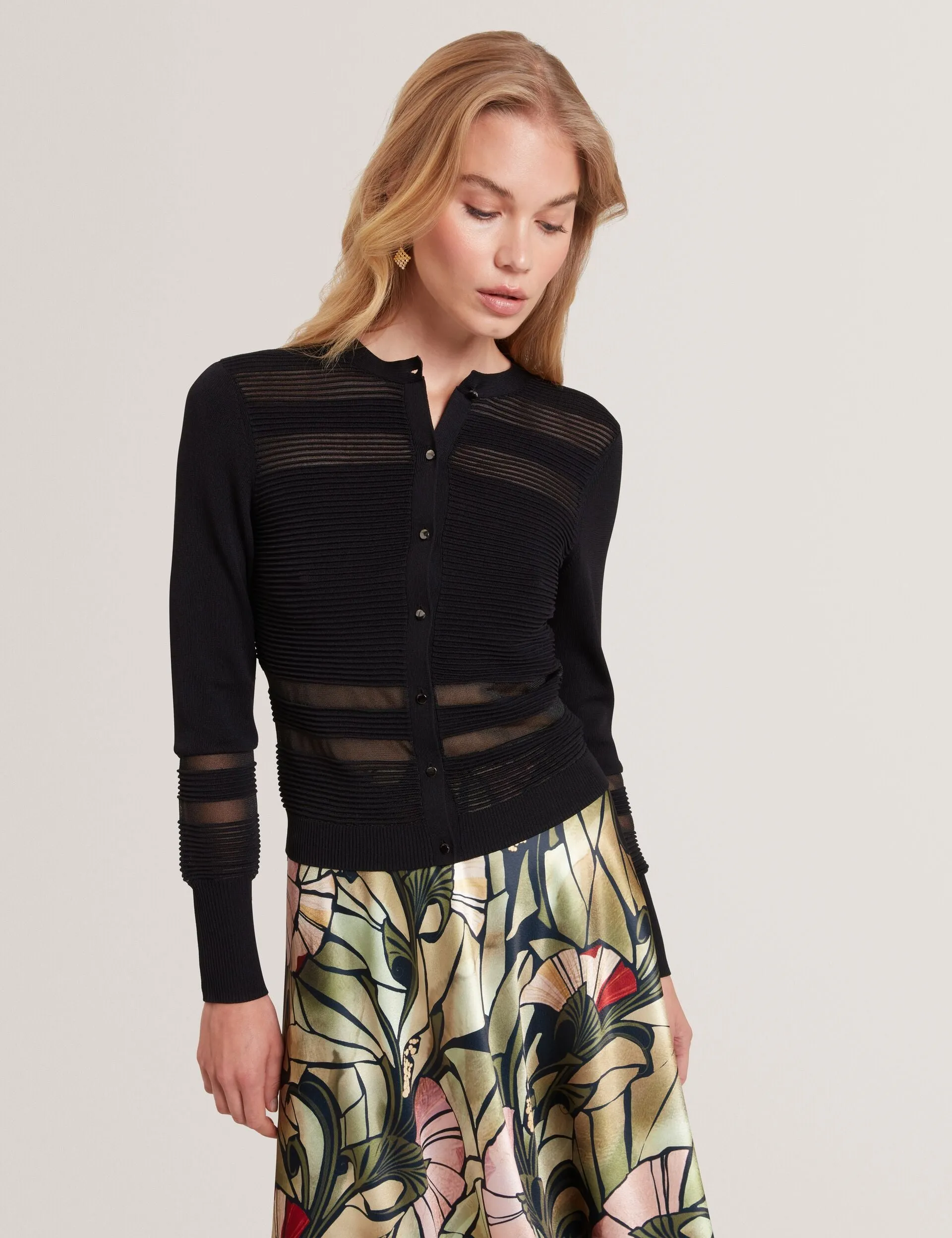 Airflow Optimized CALYAA | BLACK