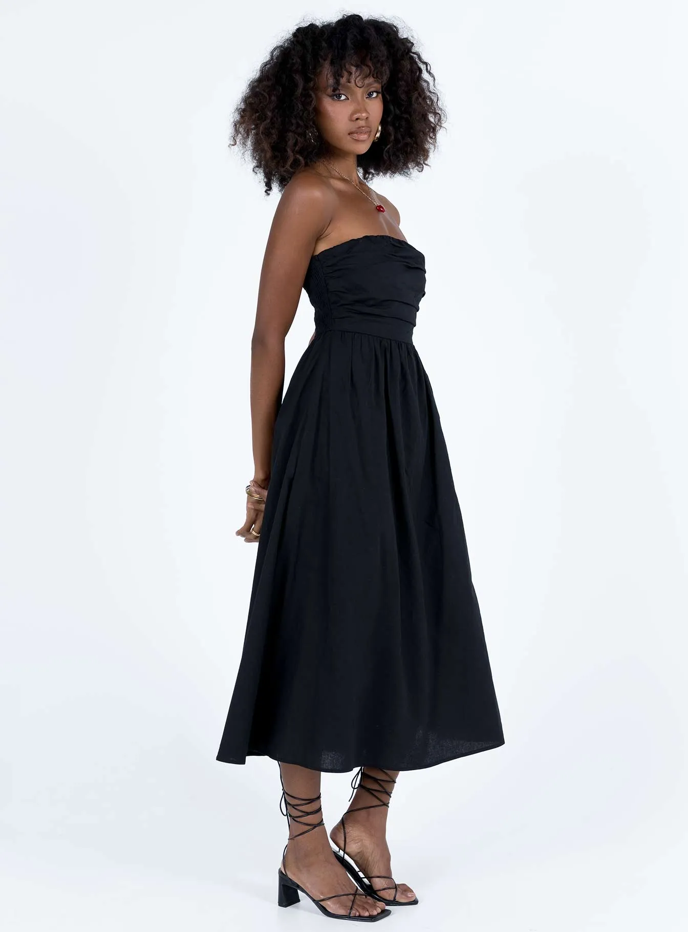 Barina Maxi Dress Black Fashion Layers Bell-Sleeve
