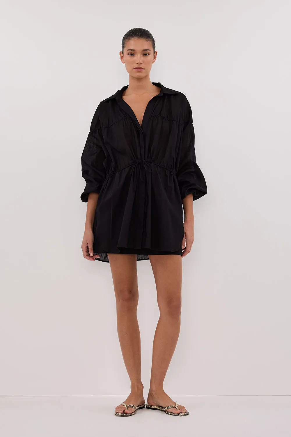 MinimalistStitching Slim fit clothing FLOYCE BLACK LINEN LONG SLEEVE TOP