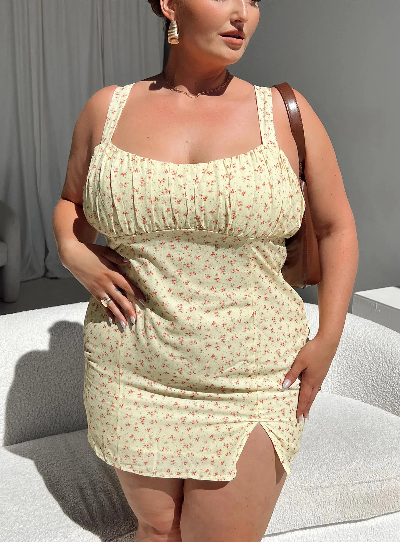 Relaxed Waistband Sleek Design Fit Freya Mini Dress Curve