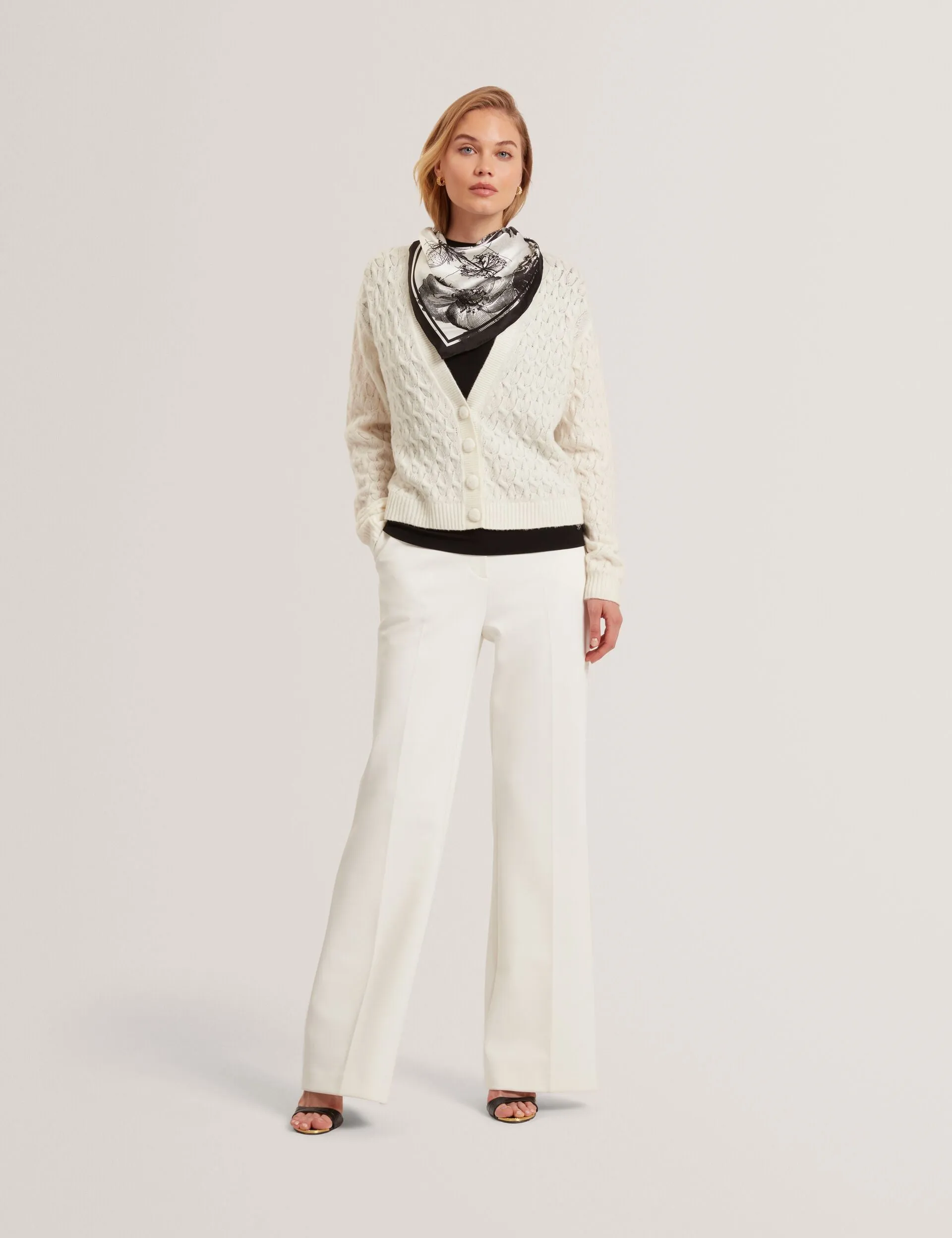 KYLANA | IVORY Moisture Management