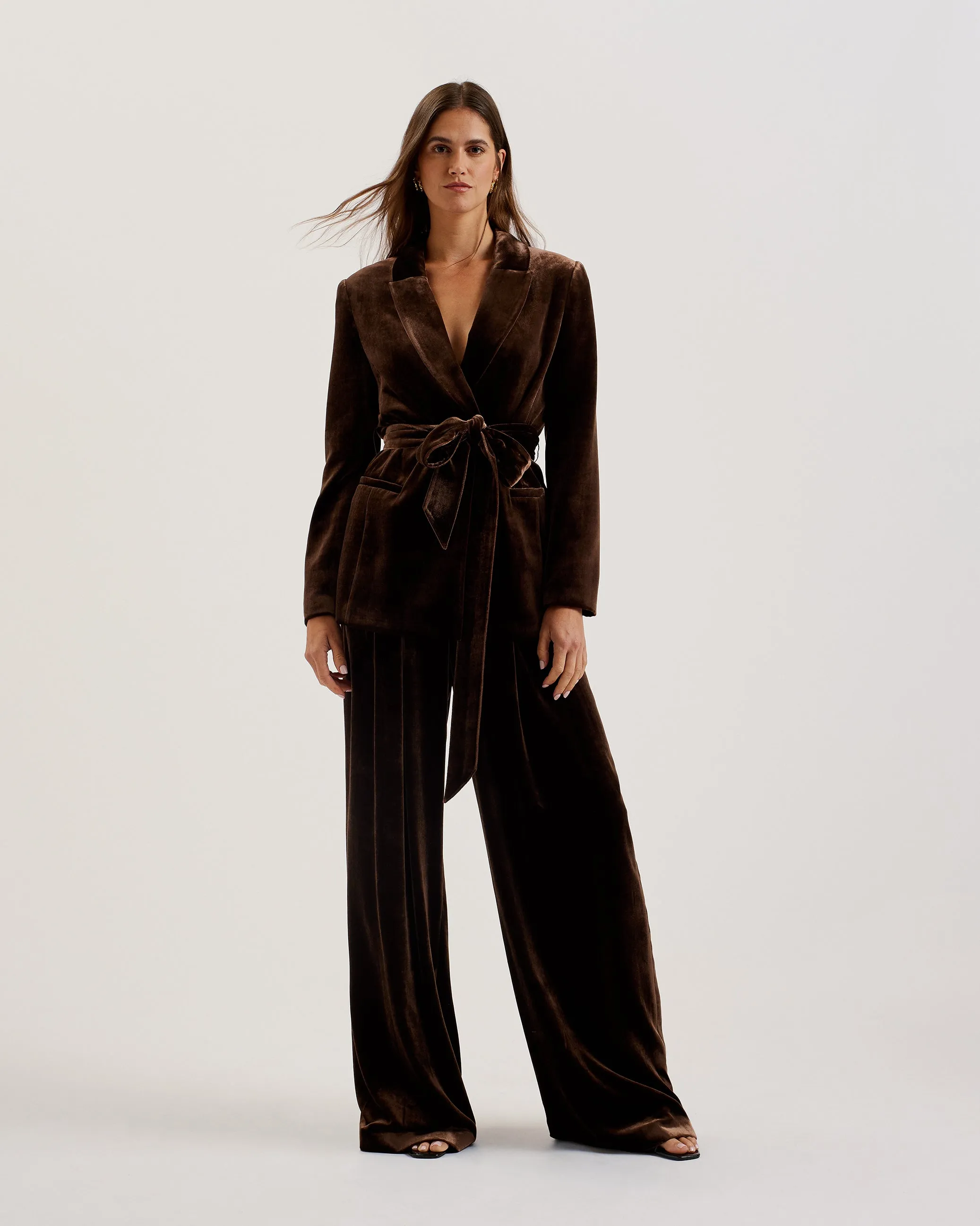 MOMIJI | BROWN Adventure Day Look Eco Nice