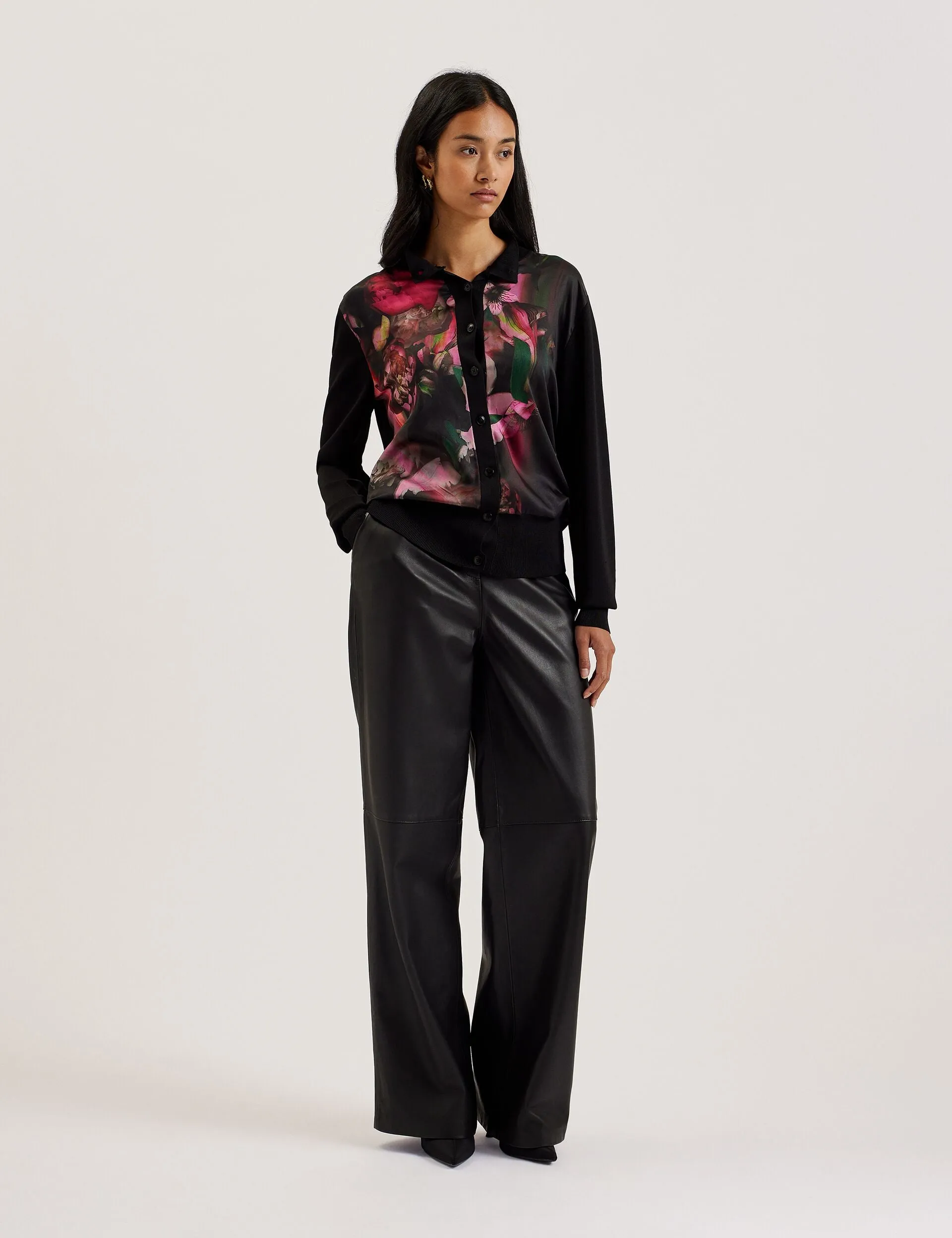 GEMHAA | BLACK MoistureWicking Technology