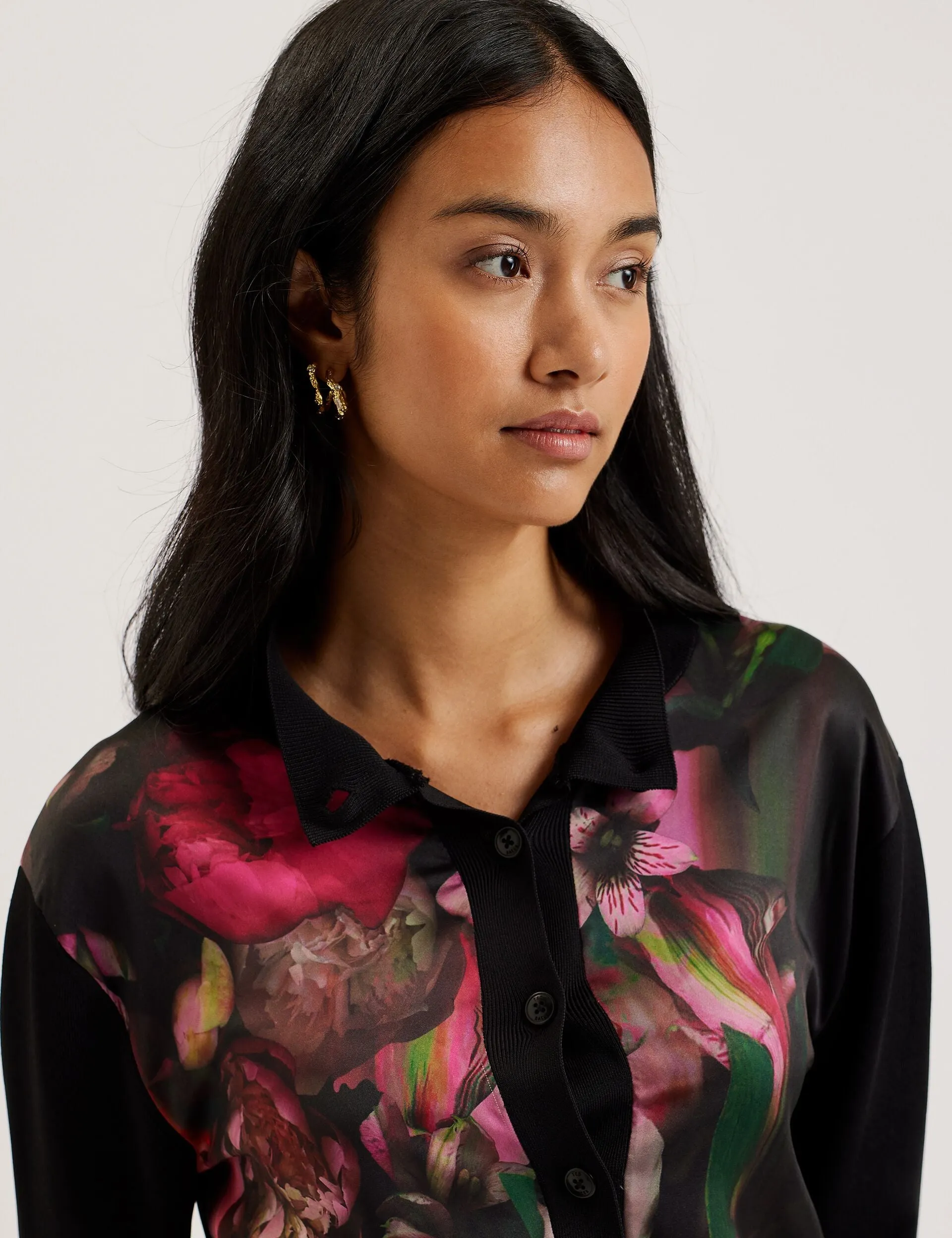 Reinforced Hemline GEMHAA | BLACK