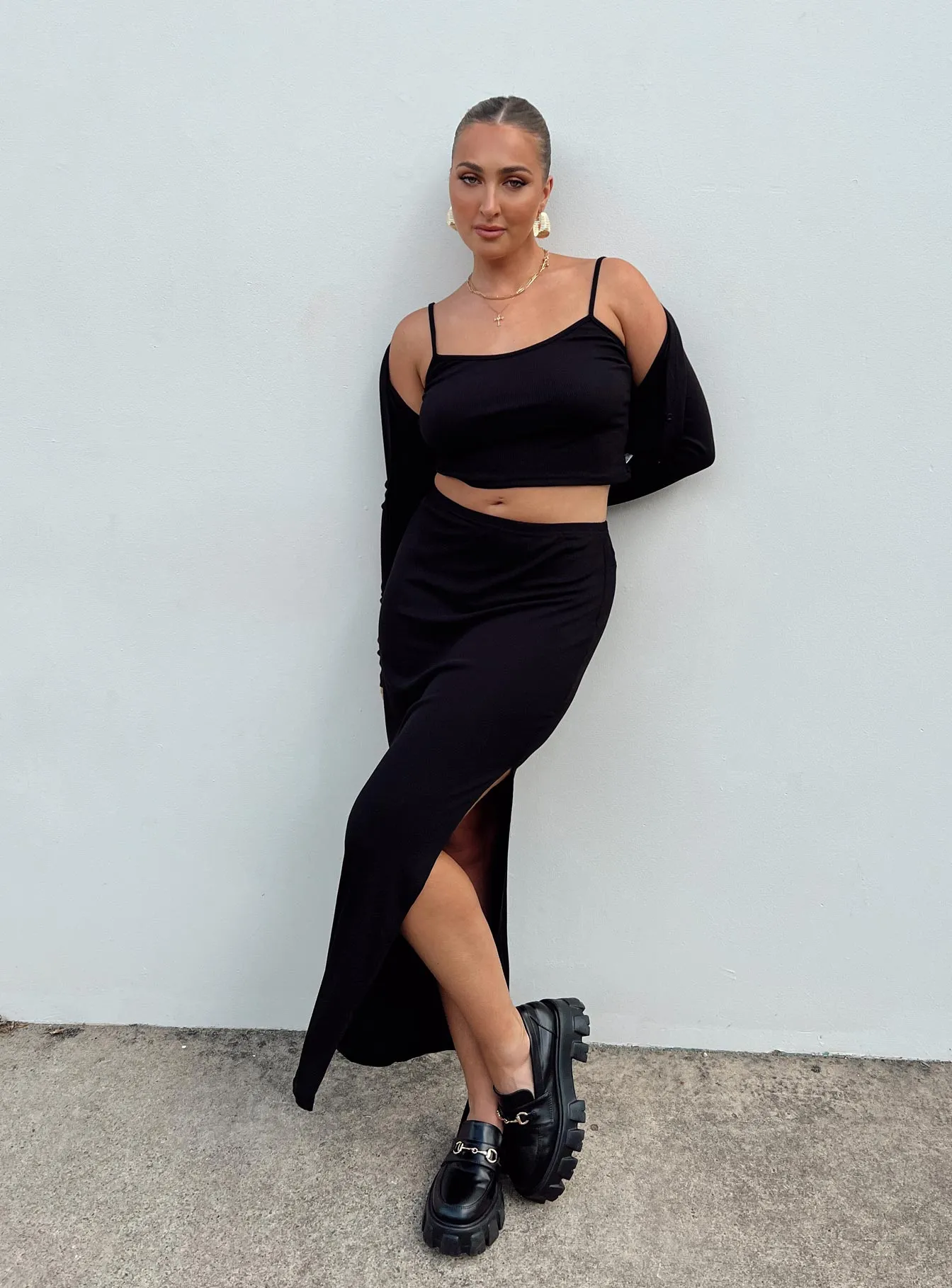 A Line Cut Senior Style Alvar Set Black