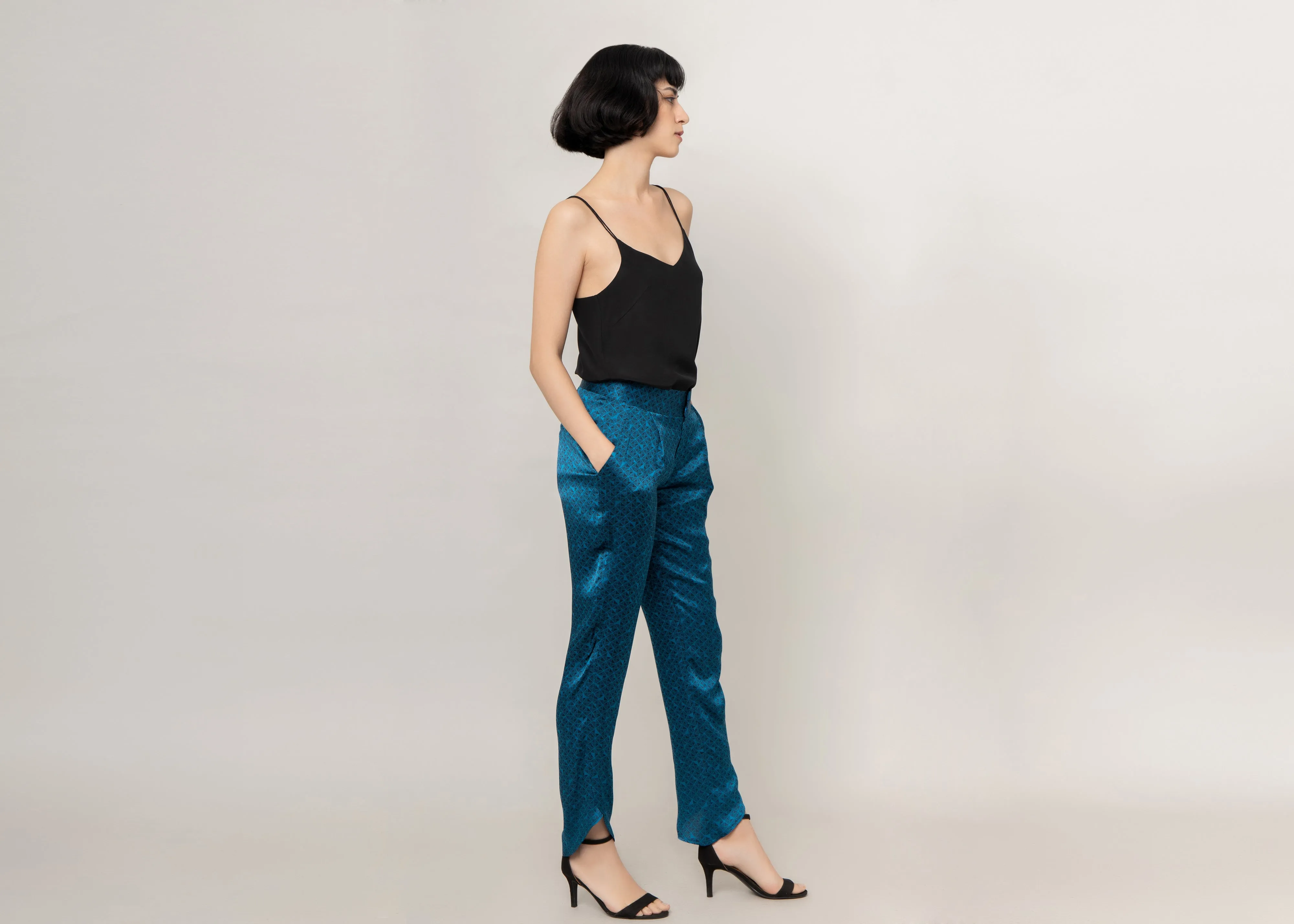 GINGER - INDIGO HILLS Free Movement Shape Flex