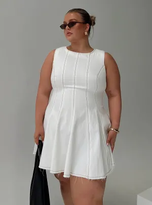 retro-style Cool Motion Composure Pleat Mini Dress White Curve