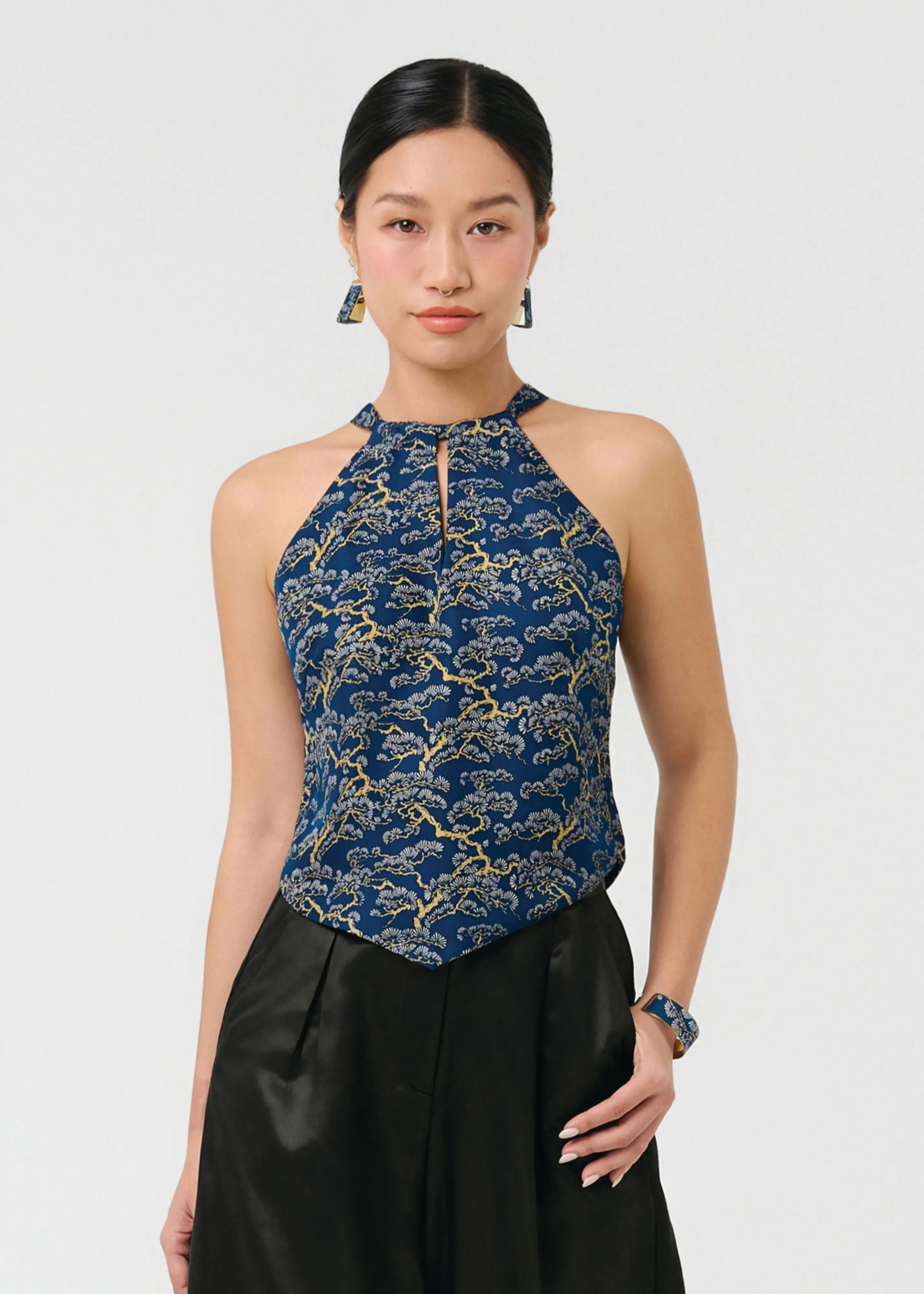 TAN AN - PEARLWOOD INDIGO Stylish Jeans