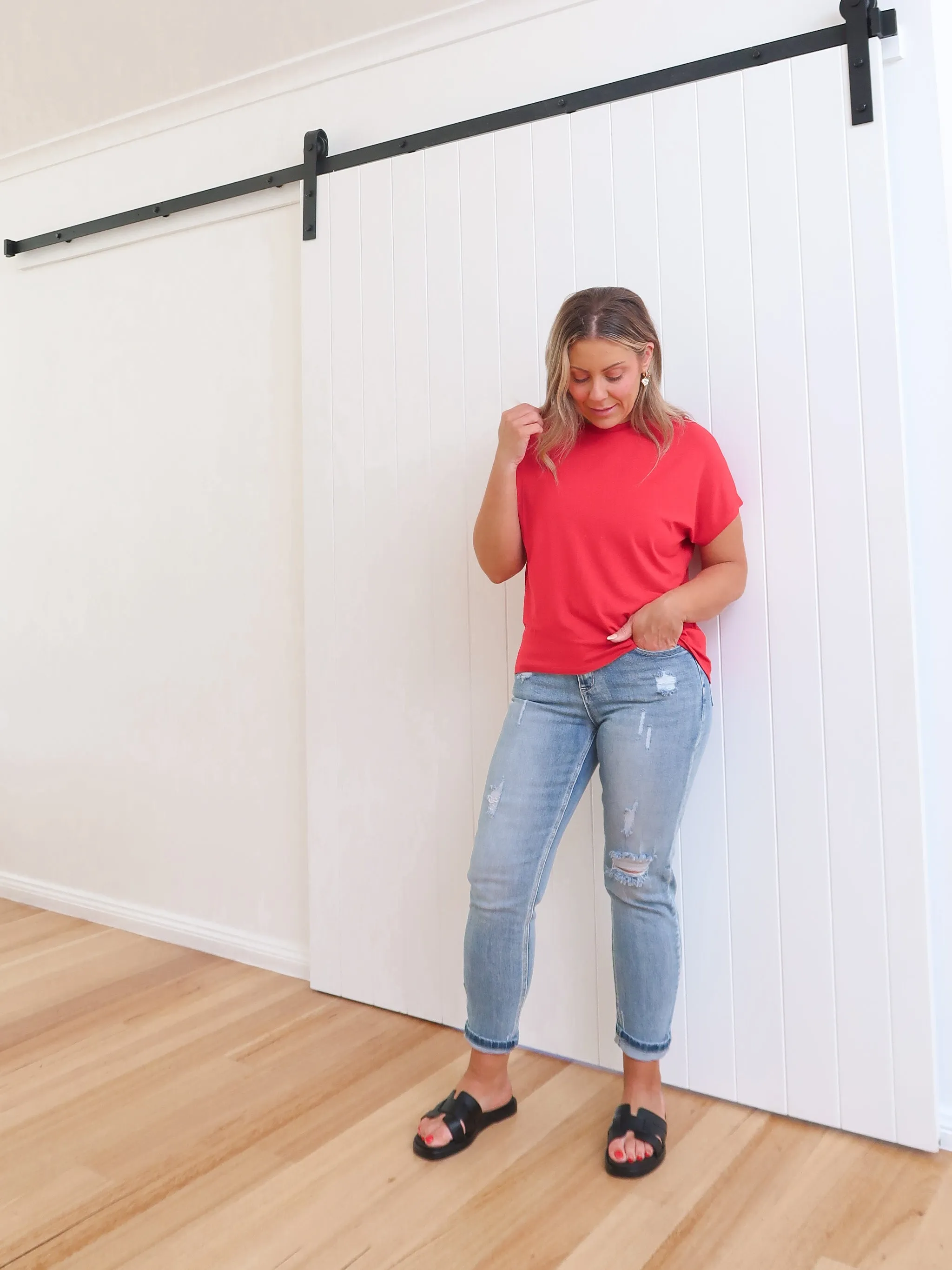 Breathable Mesh Panels Drip Dry Fabric Riley Tee - Red