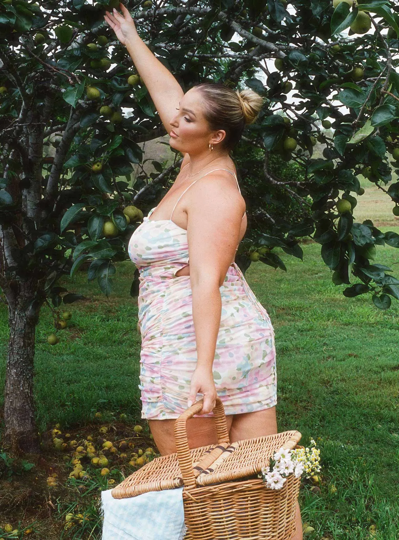 Statement-Piece Hopeless Romantic Mesh Ruched Mini Dress Multi Curve