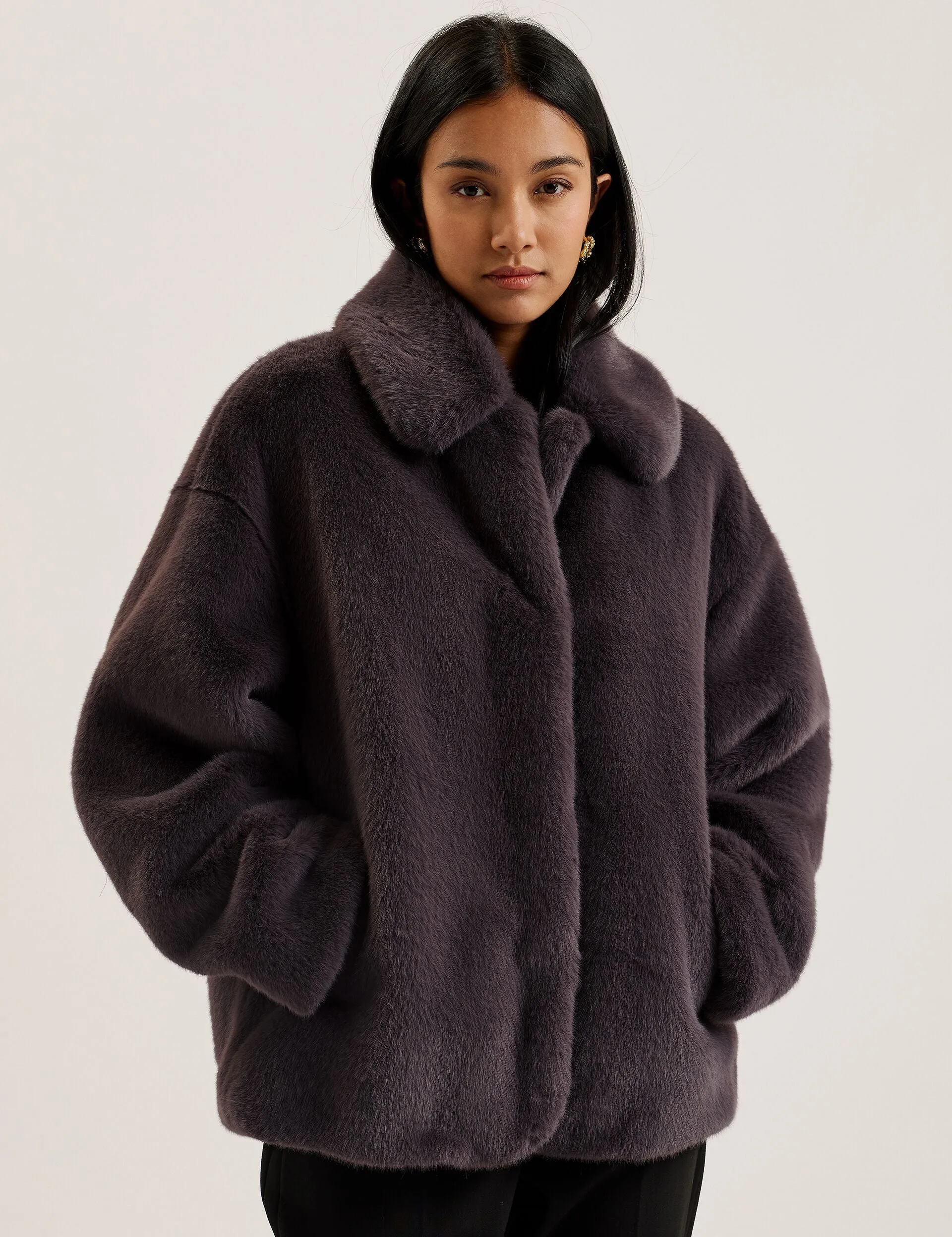 LILIAM | DK-GREY Ergonomic Silhouette