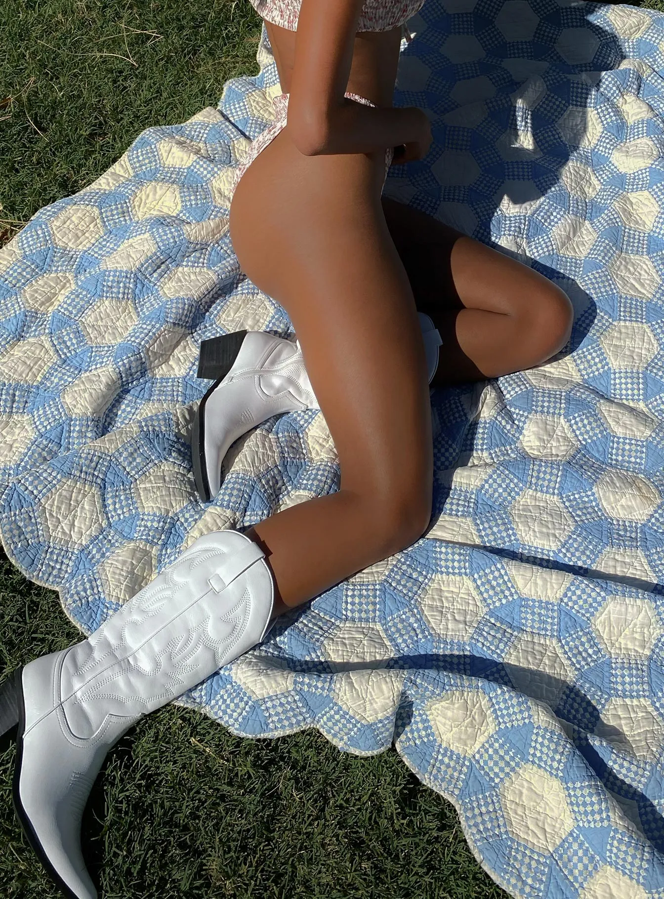 Ollie Impact Therapy Clayton Boots White