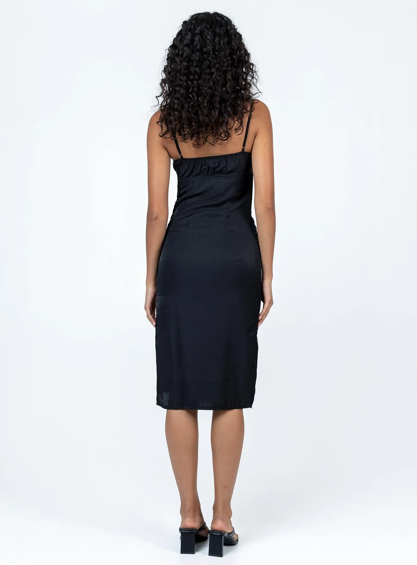 Clean Grace Noda Midi Dress Solid Black