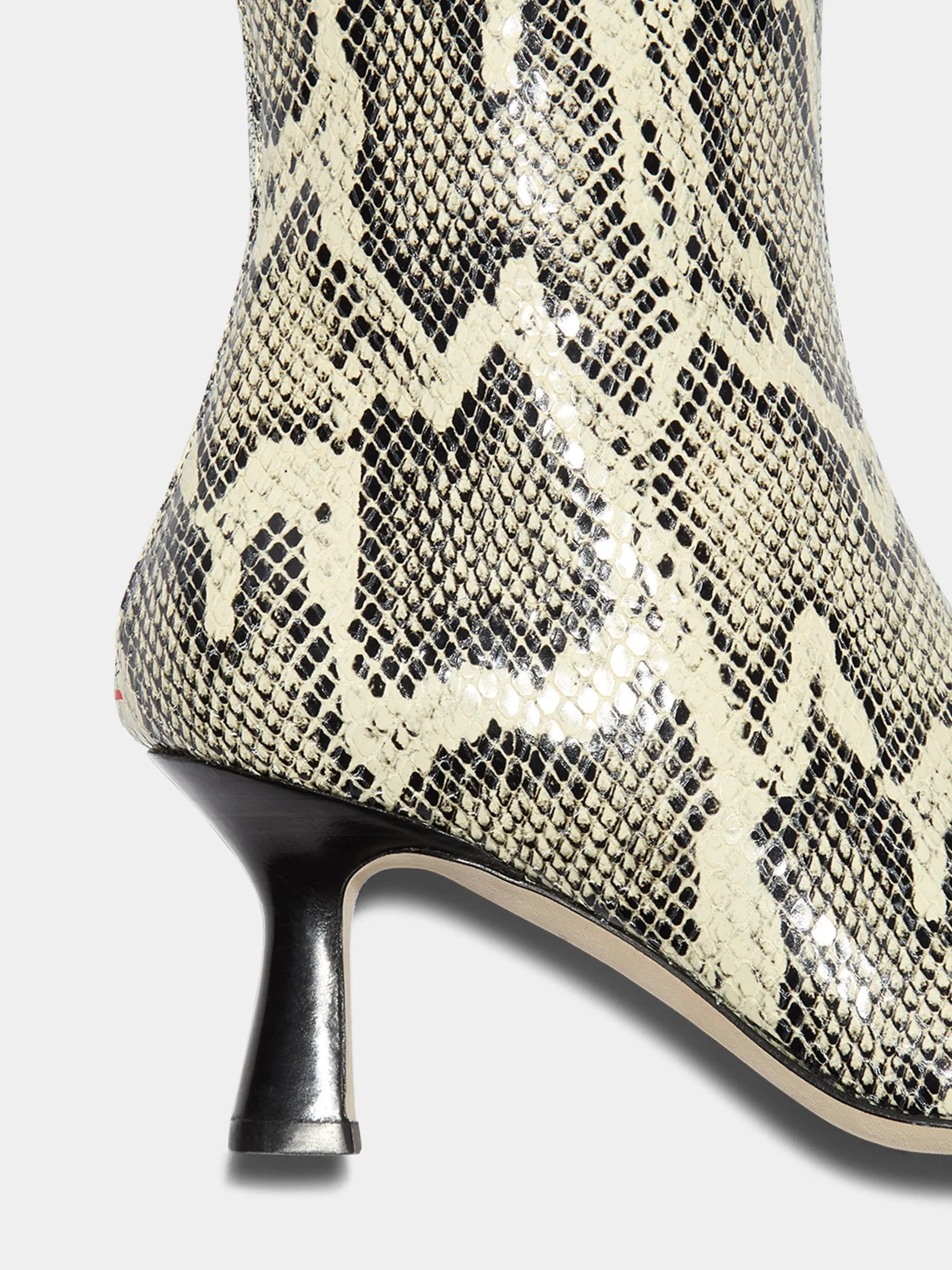 Comfortable Arch Support Klea Knee-High Boots