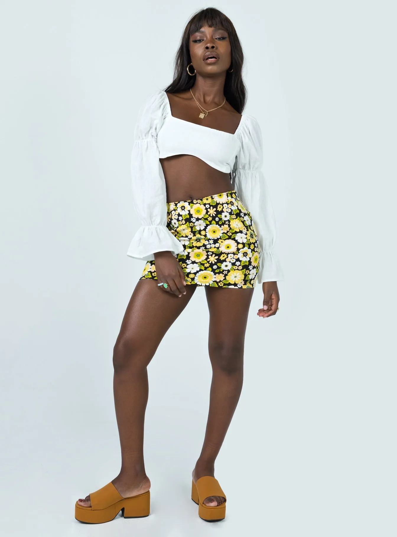 button detail Motel Ima Skirt Retro Floral