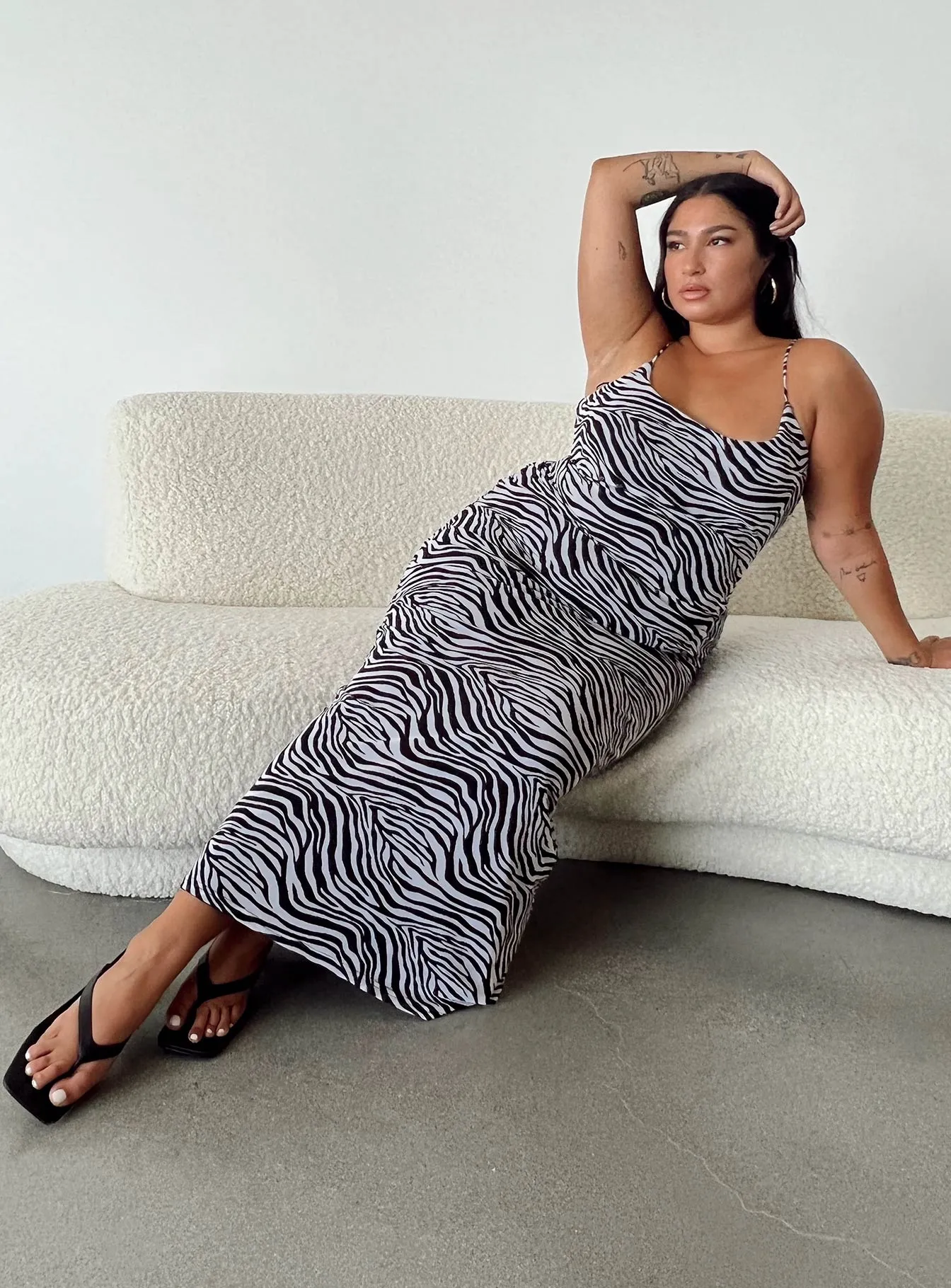 Knox Maxi Dress Zebra Curve Minimal Core