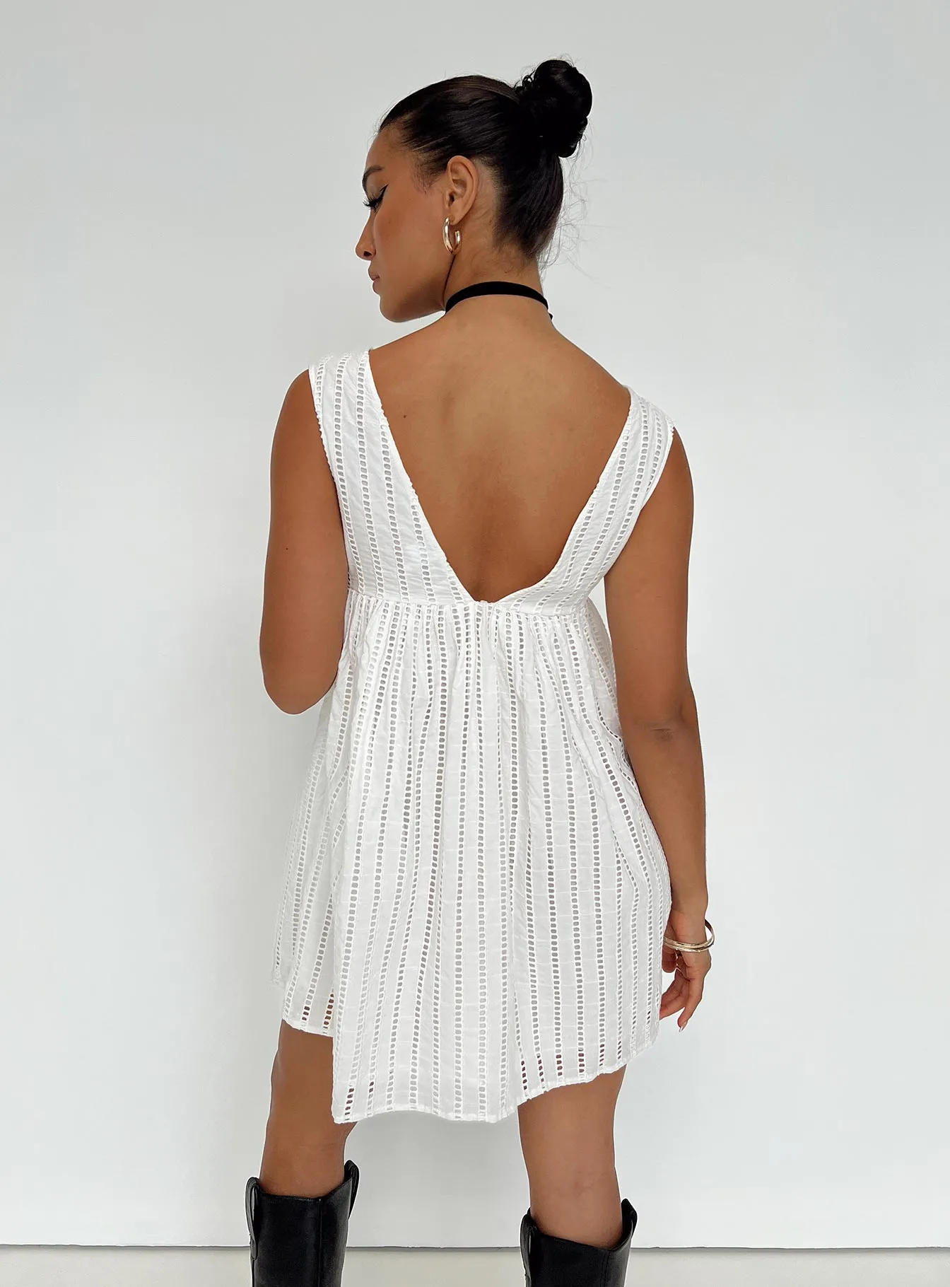 Laney Mini Dress White Daytime Mood Comfort Fit