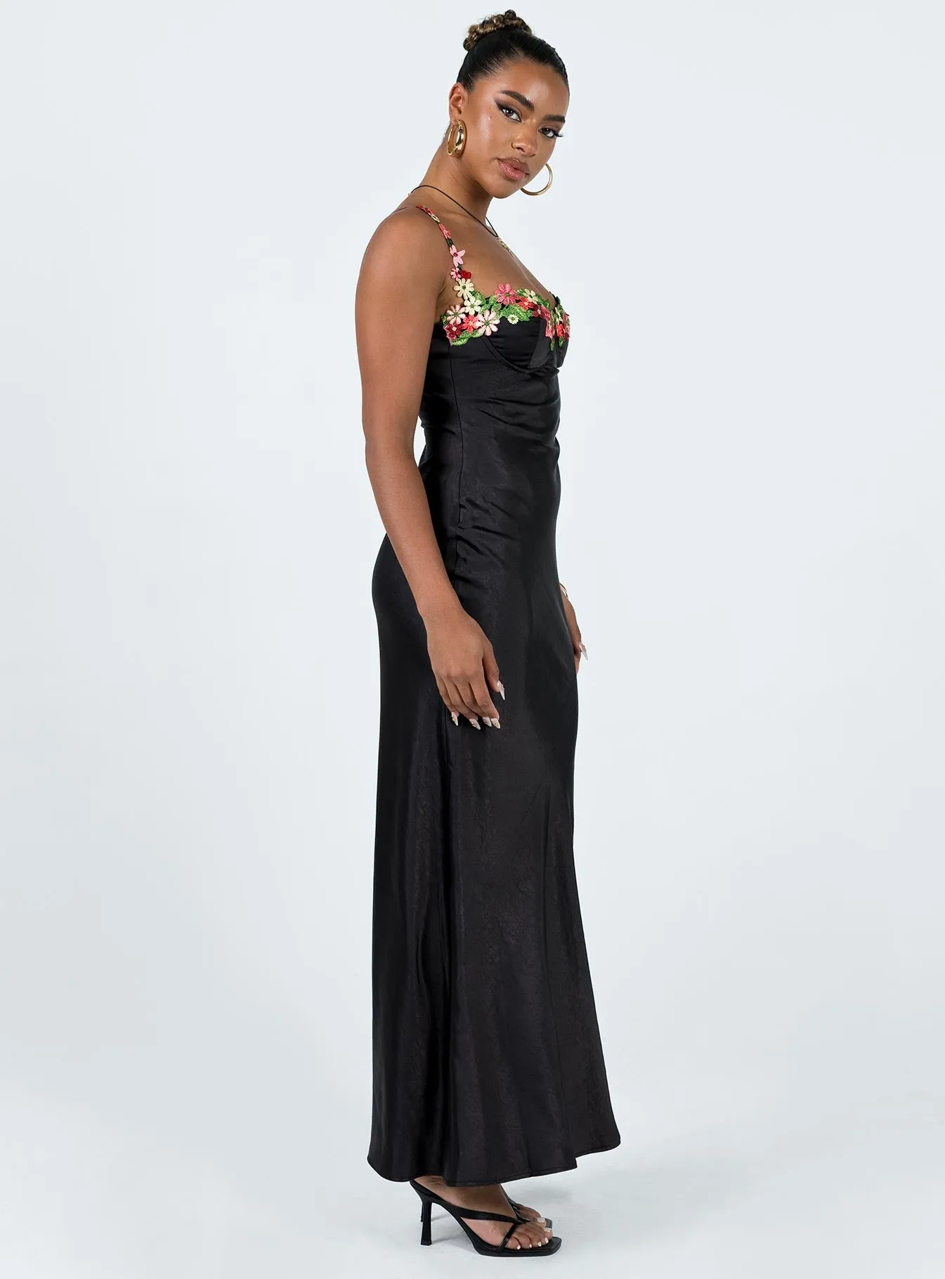 Applique-Detail Confident Touch Kenzie Maxi Dress Black