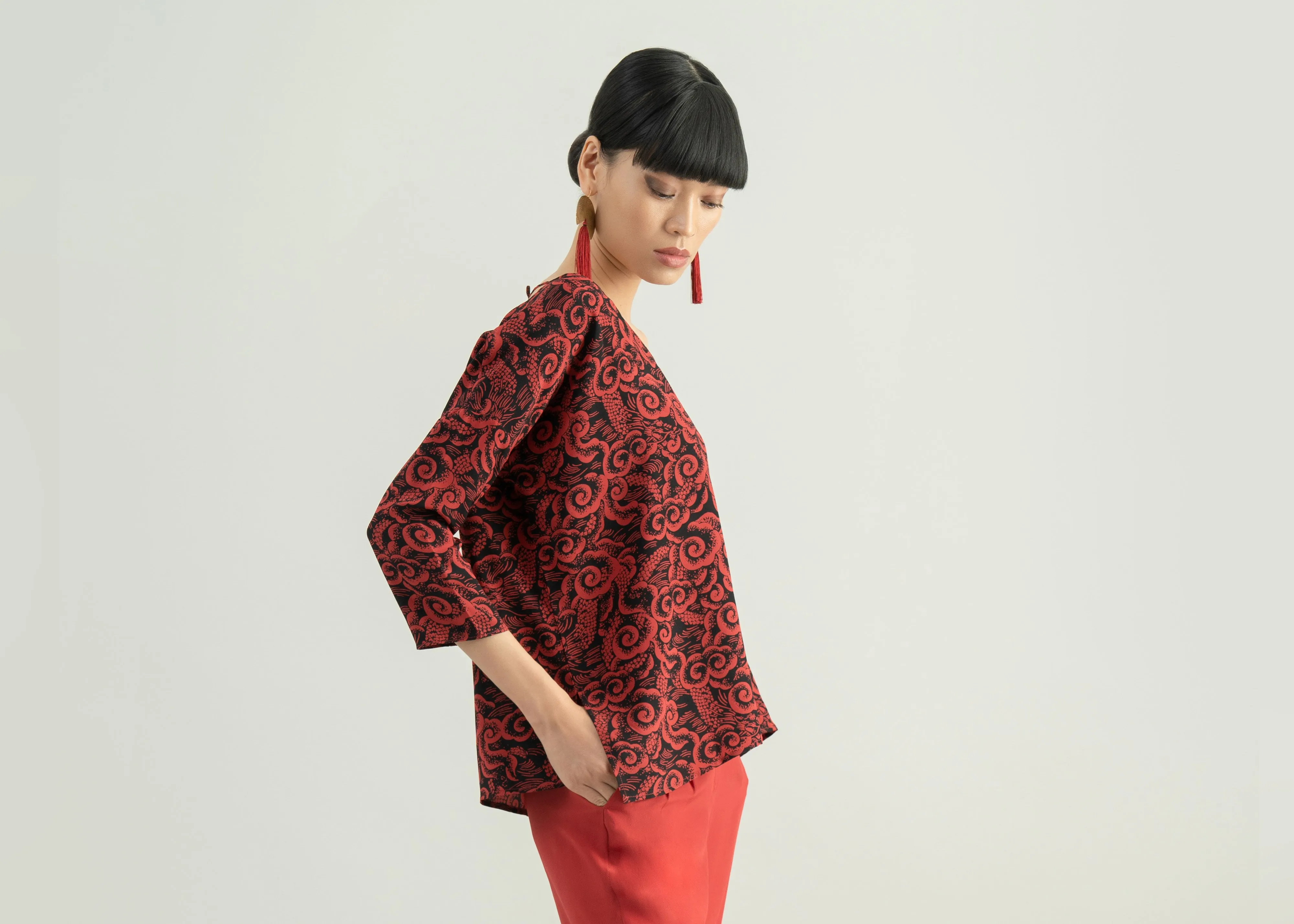 ATLAS - LONG DAO RED Dynamic Glow