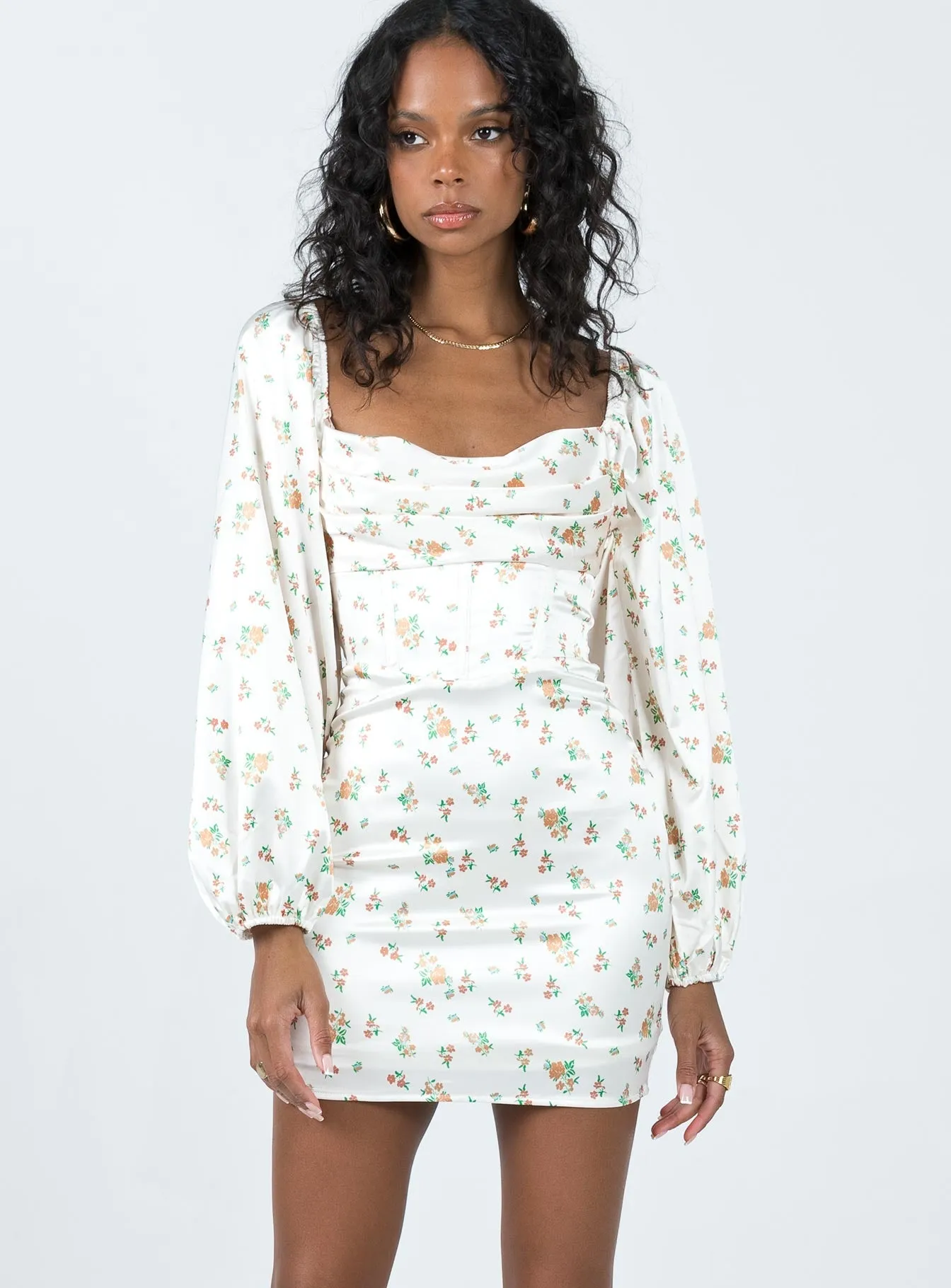 Lillie Long Sleeve Mini Dress Floral Chic Style Wear