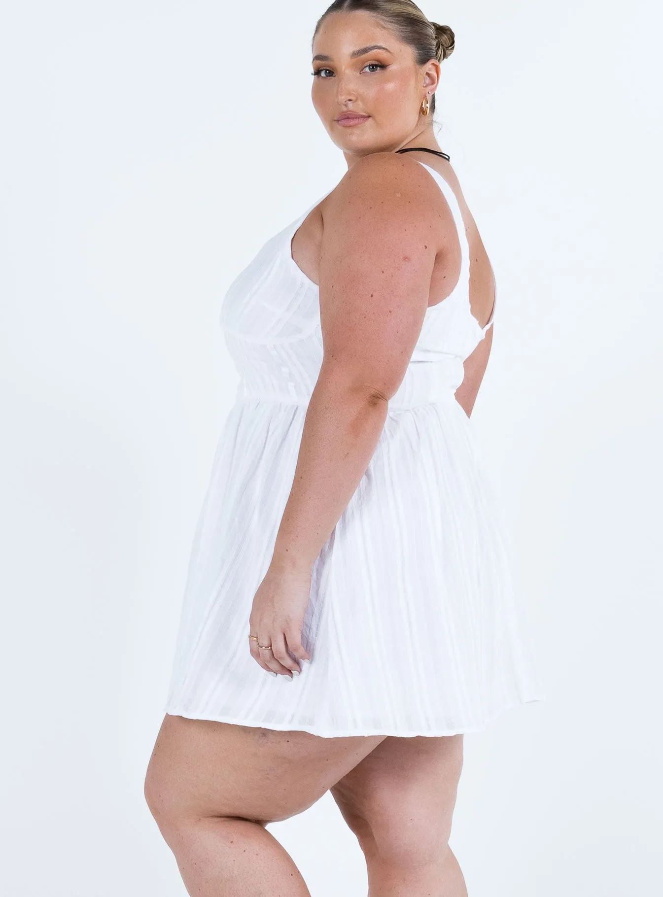 Lorinda Mini Dress White Curve Smooth Lines Sleek Cut