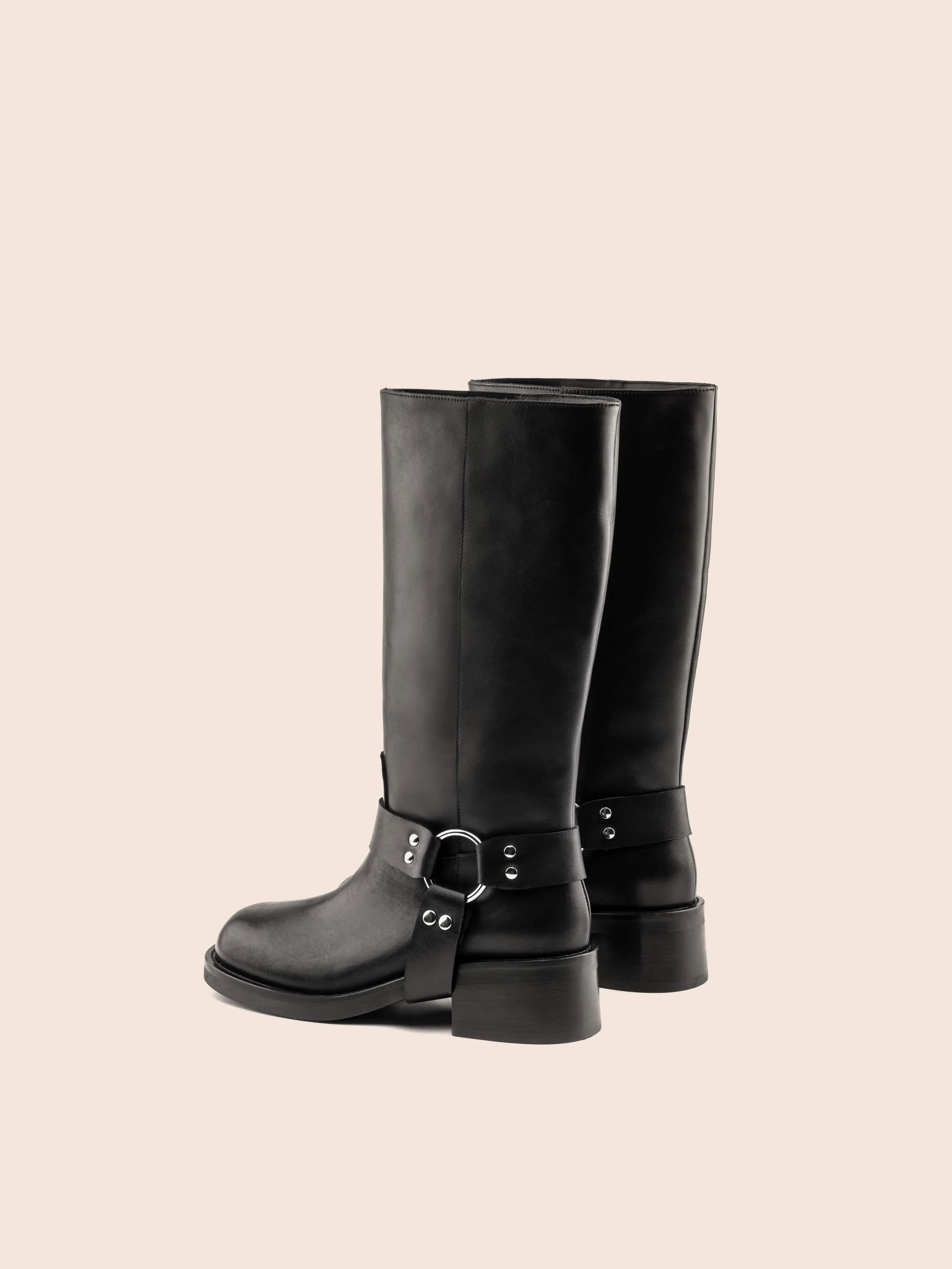 Lucca Black Boot All Weather City Walking Padded Interior Nature Lover
