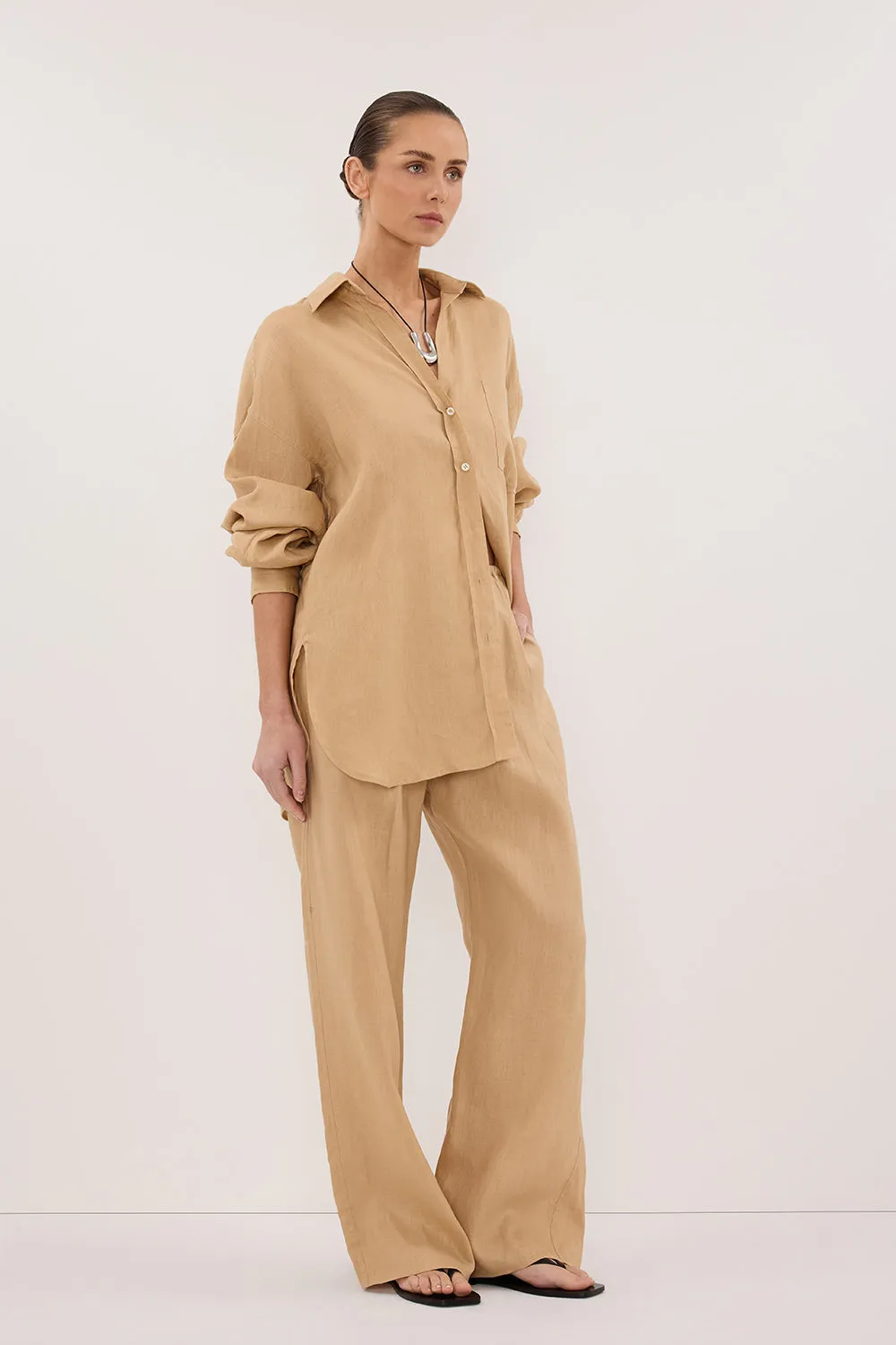 Sun Protection Bold Look LUNE TAN OVERSIZED LINEN SHIRT