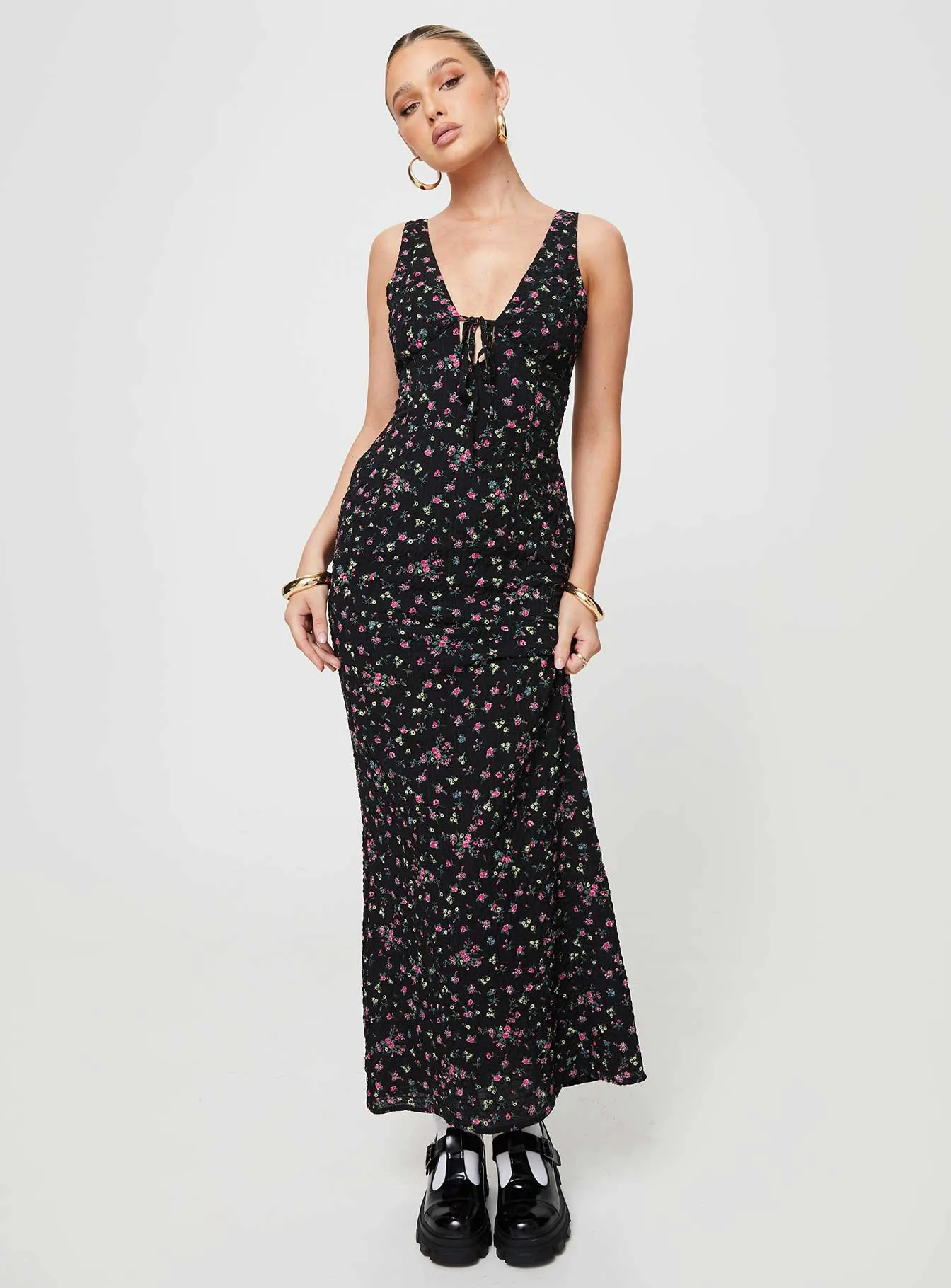 Calm Tone Contrast-Panel Marlita Maxi Dress Black