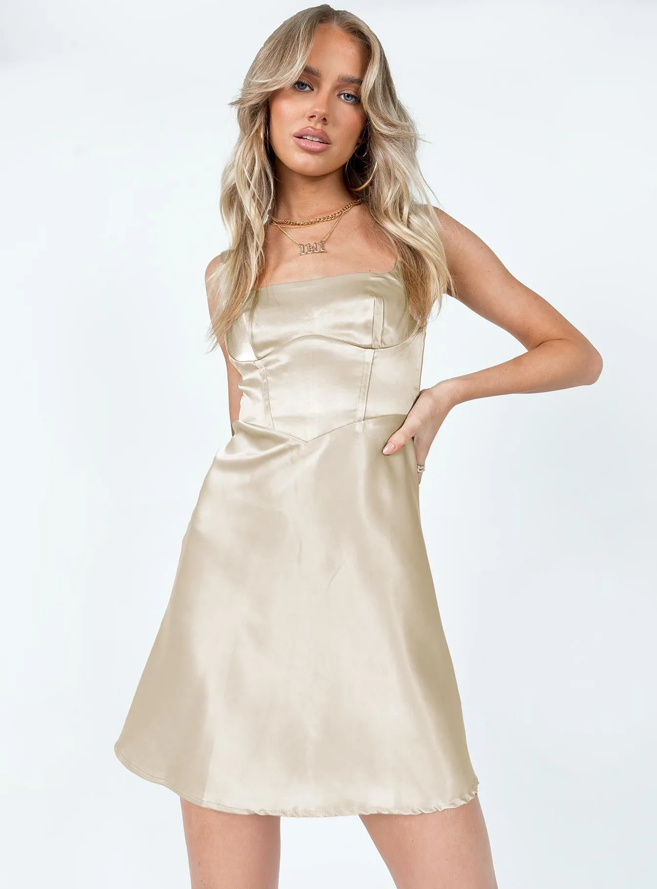 Easy to Wear Gio Mini Dress Beige