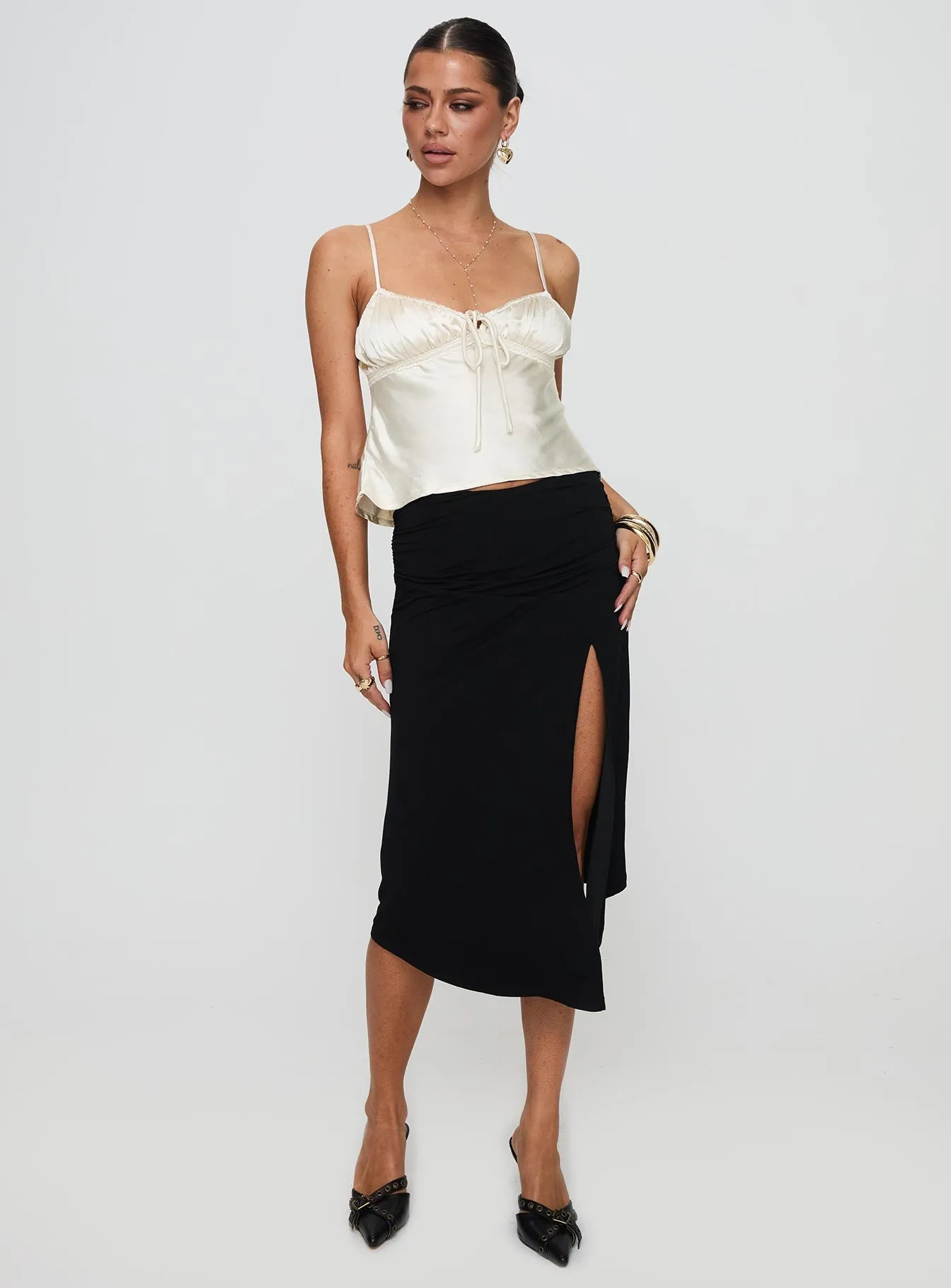 Venissa Ruched Midi Skirt Black Simple Motion