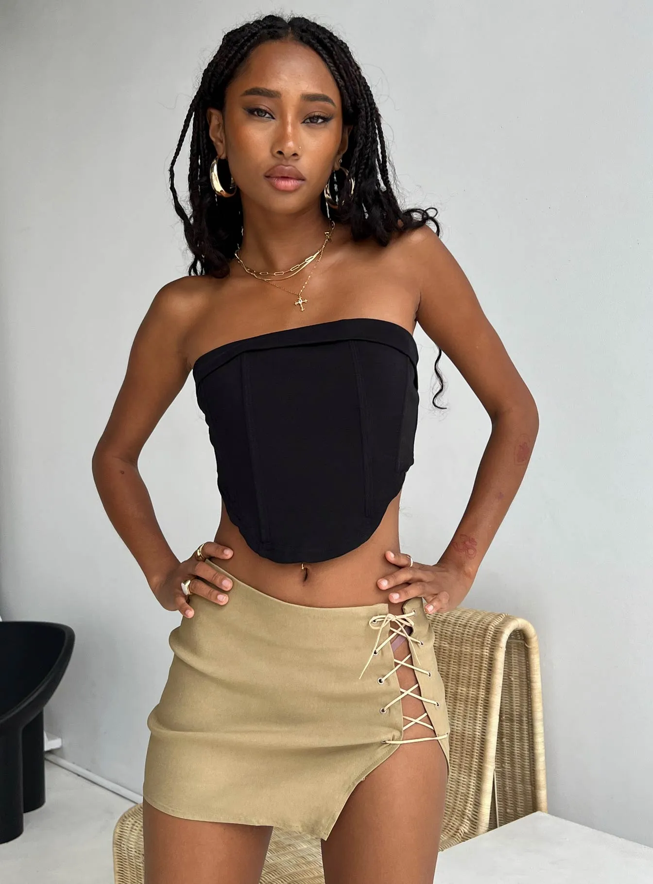 Season To Season Motel Iram Skirt Tan