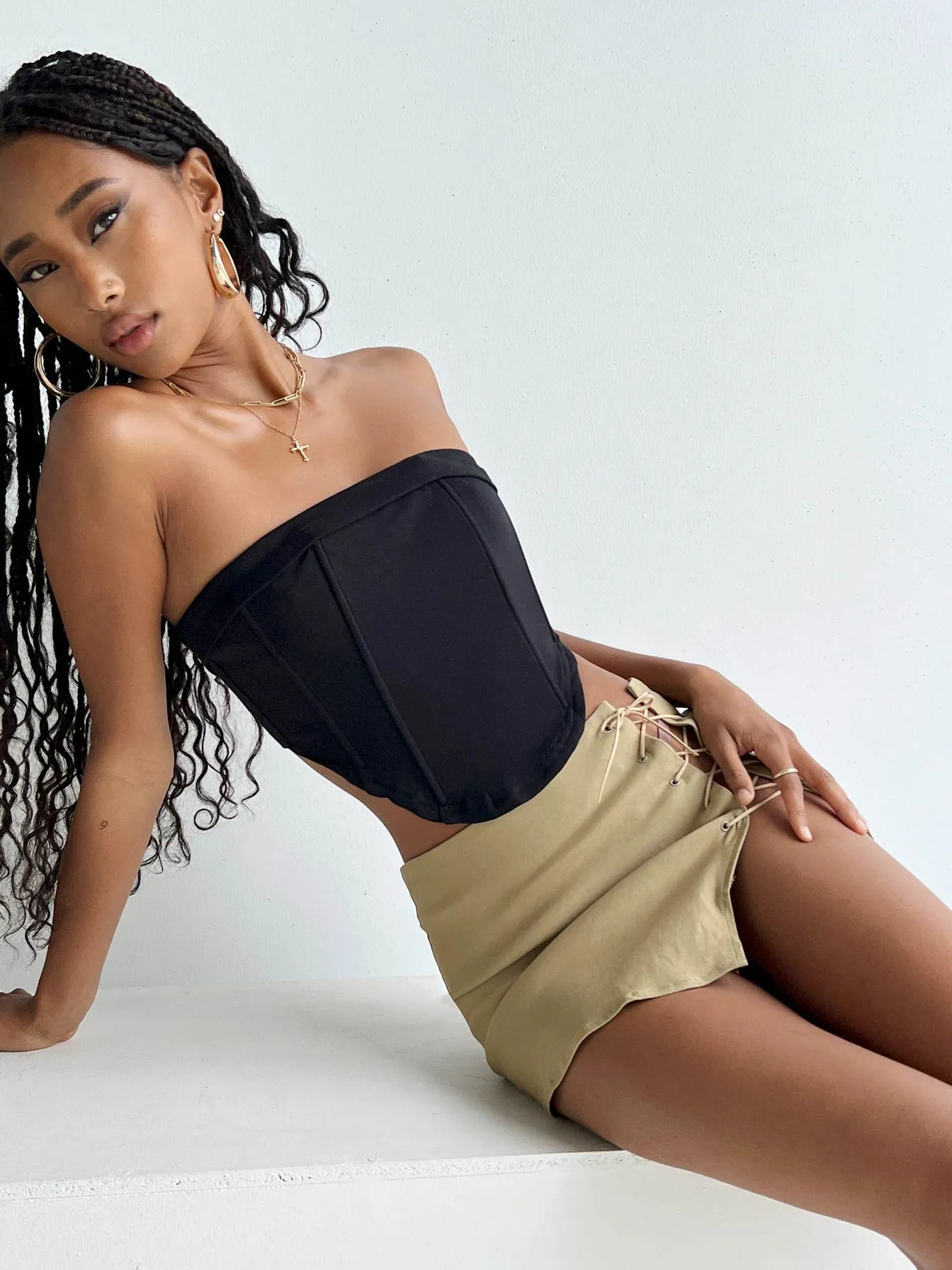 Curve Friendly Wool blend Motel Iram Skirt Tan