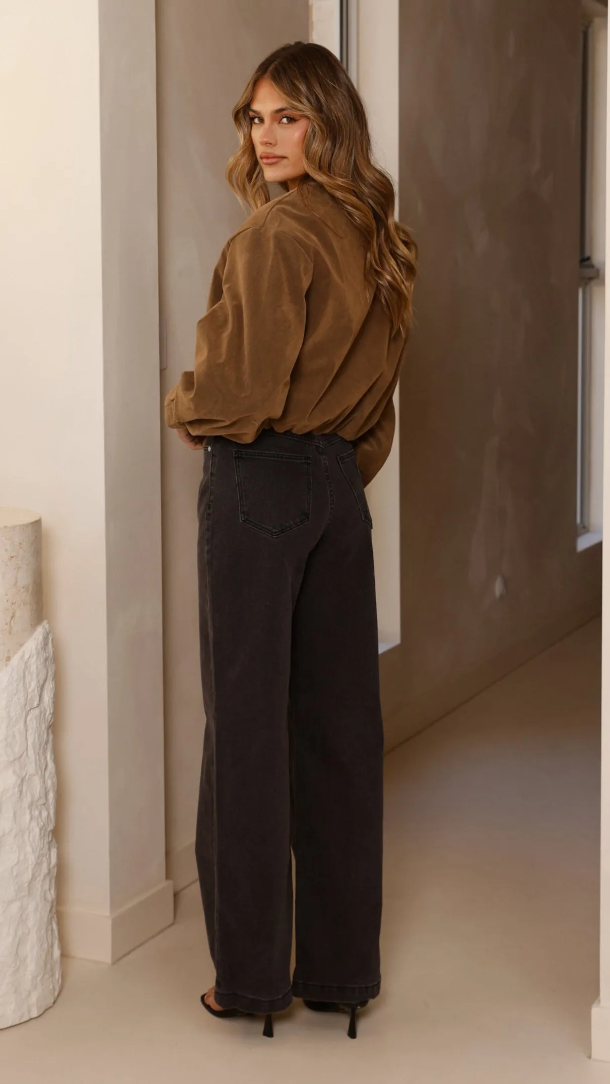 Sleek Layer Look QuickAccess Pockets Sloane Bomber Jacket - Brown