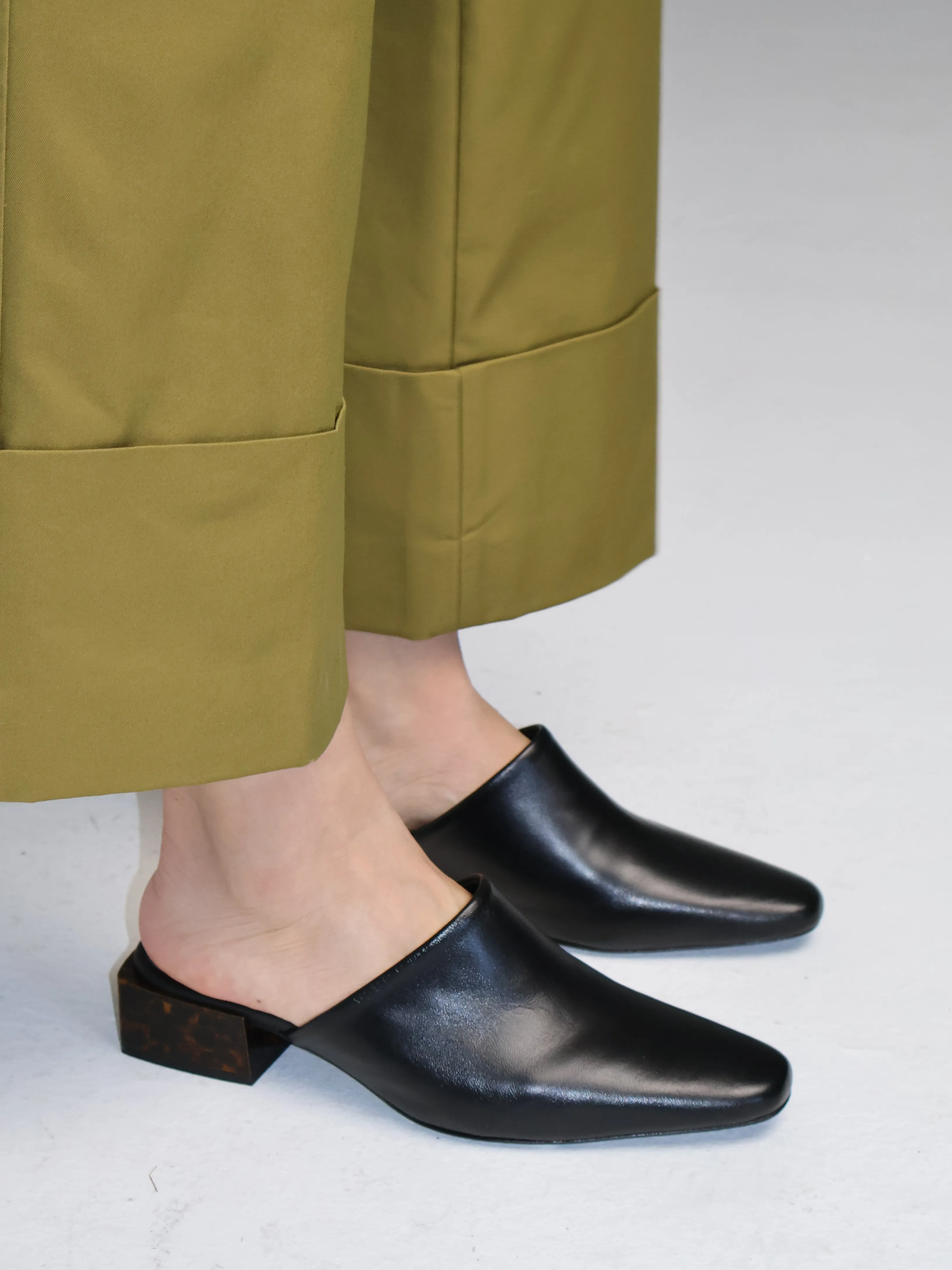 Navio Black Mule Sophisticated Edge Contoured Footbed