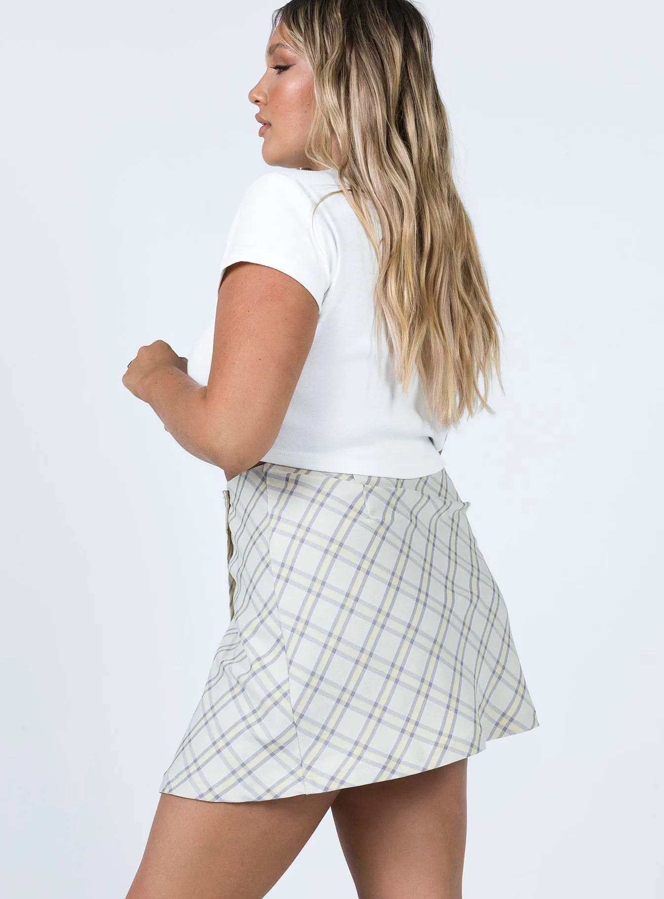 Ailisha Mini Skirt Yellow Mood Outfitboard