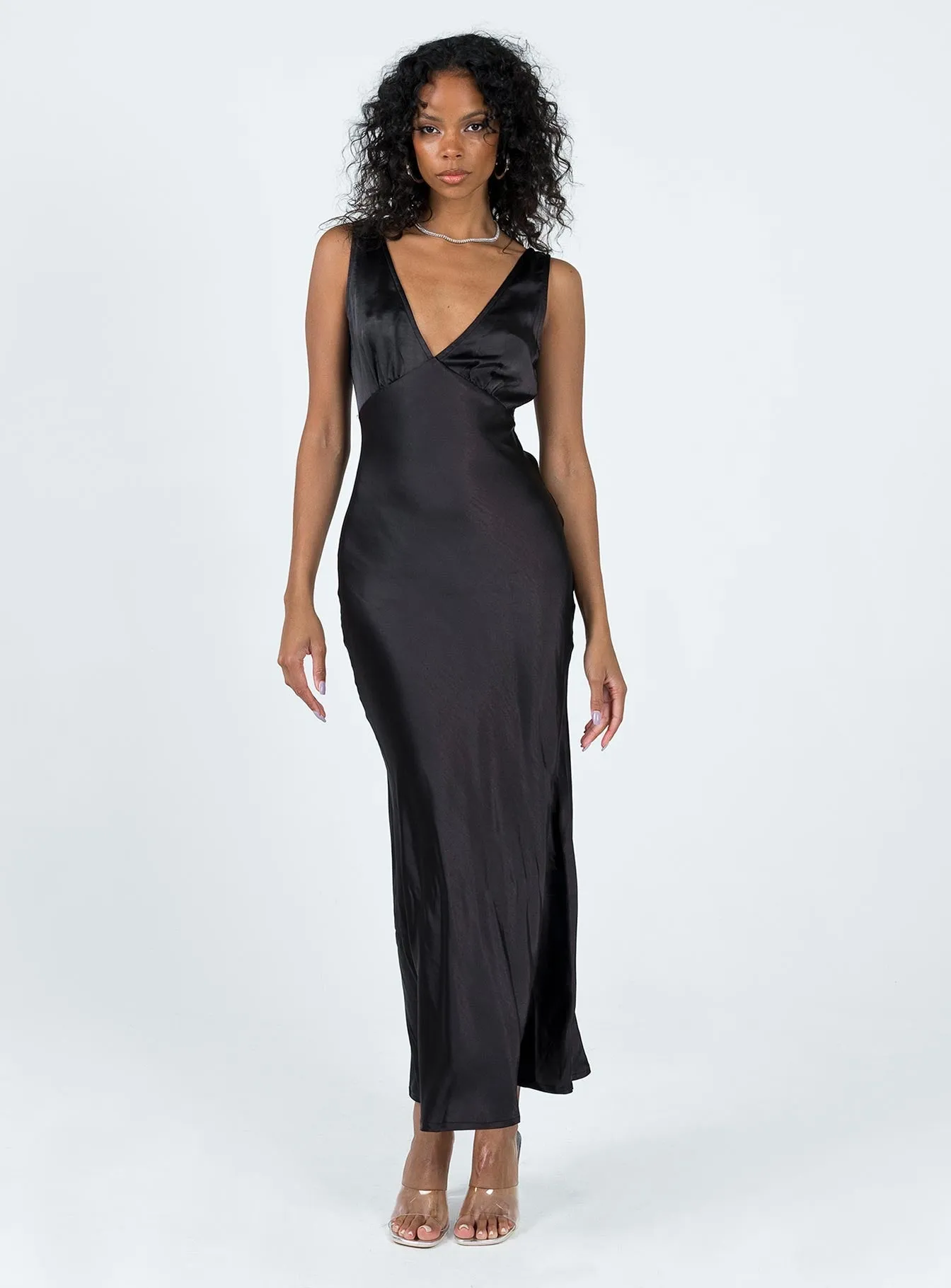 Trendy And Comfortable Nellie Maxi Dress Black
