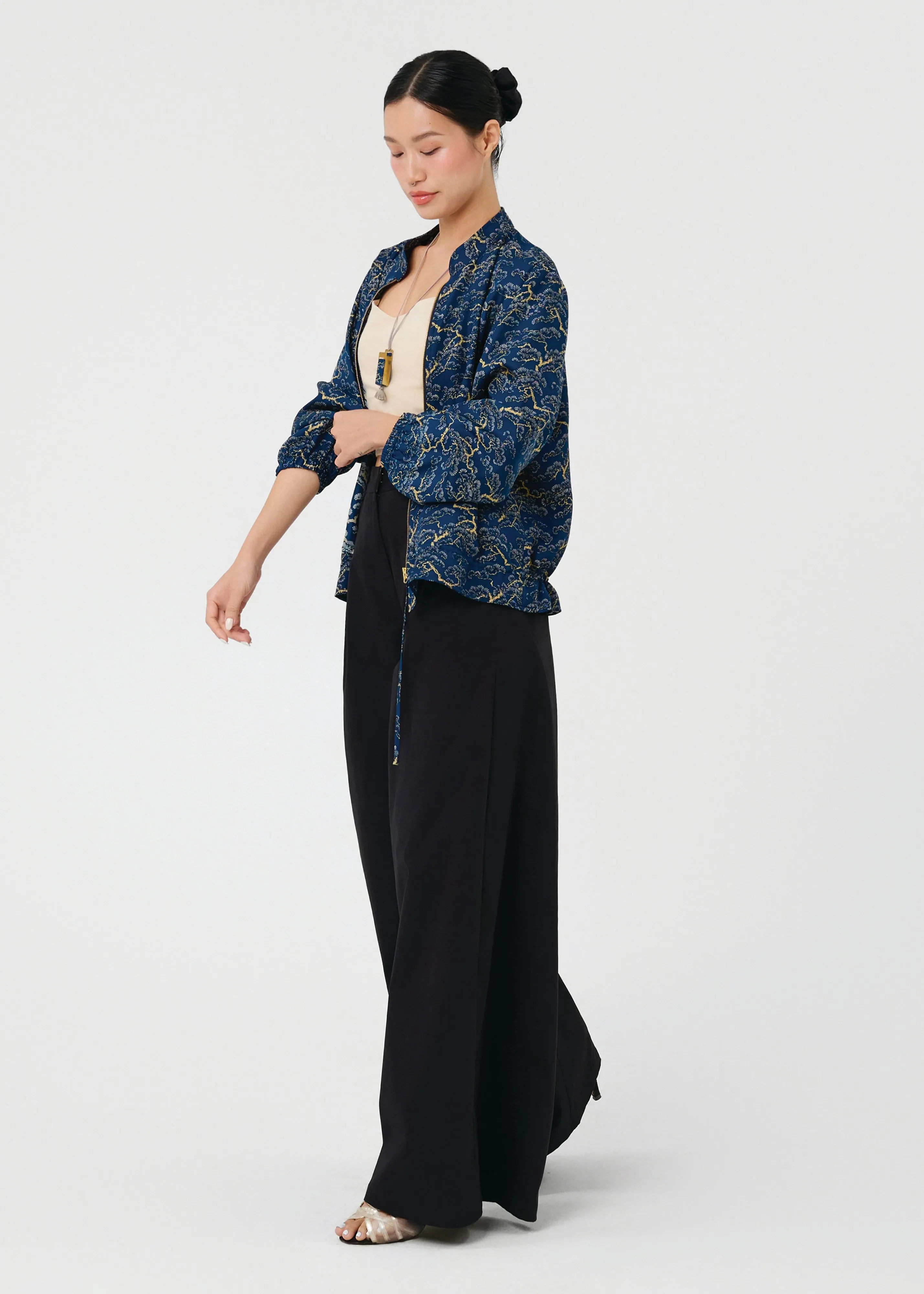 Weatherproof Barrier NGA BAY - PEARLWOOD INDIGO