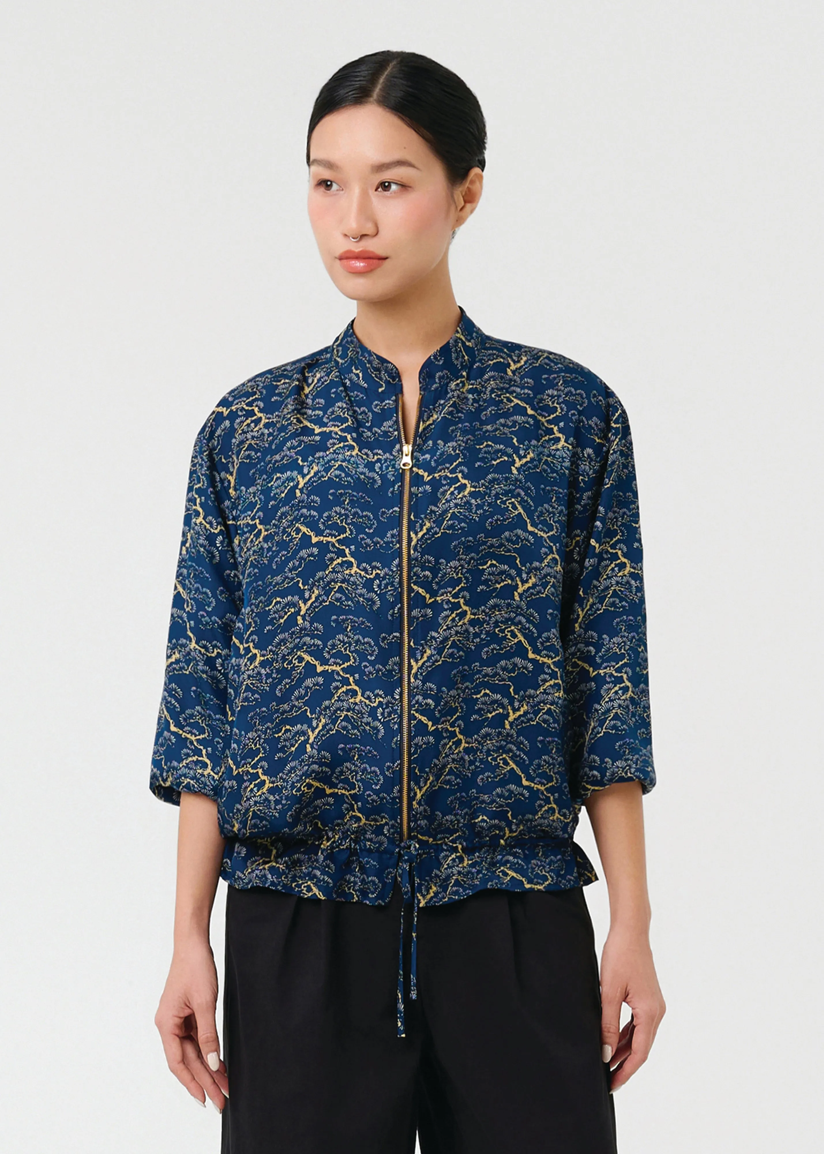 NGA BAY - PEARLWOOD INDIGO Snag Free Knit MultiPocketStyle