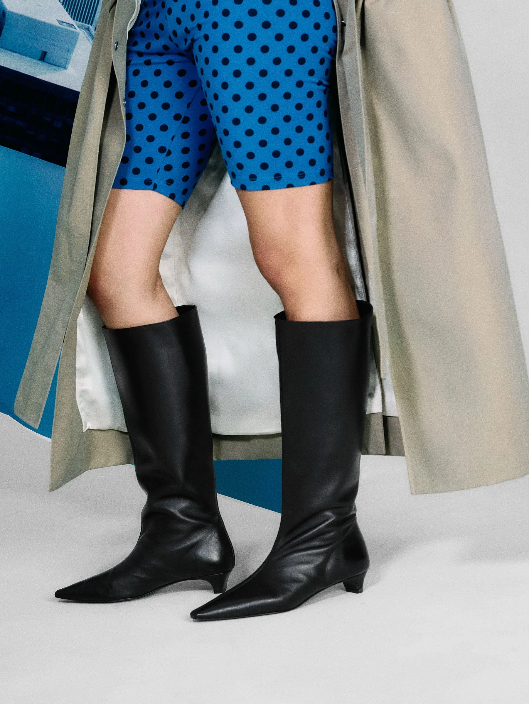 Ski Lodge Shock Absorbing Rough Terrain Novelda Black Boot