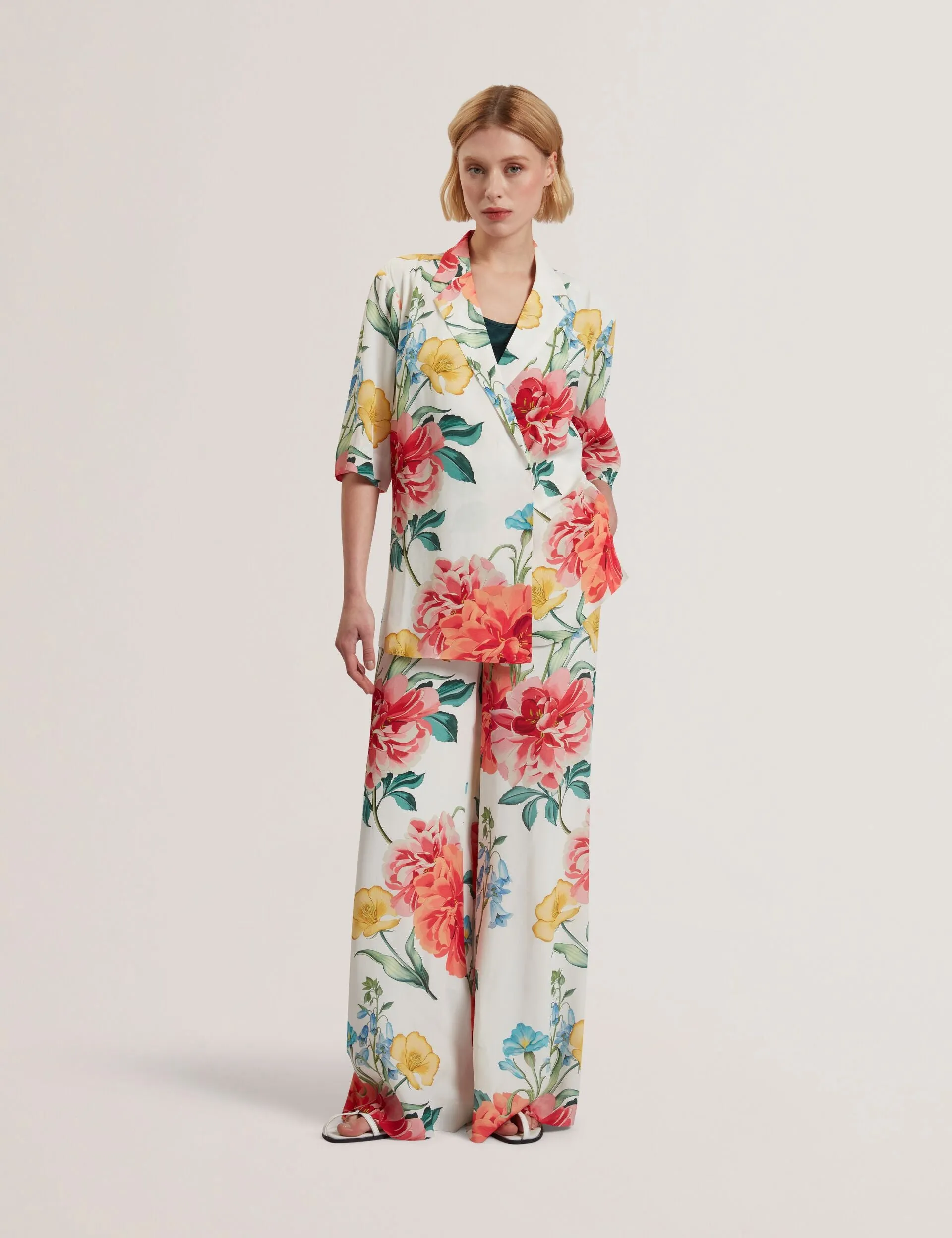 Adjustable Hemline NYMPHA | WHITE